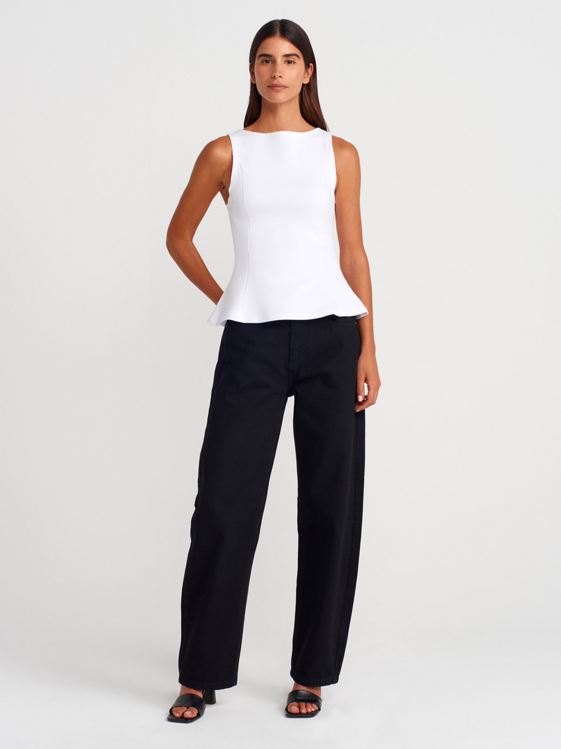 Dilvin DİLVİN Kayık Yaka Siyah Peplum Top Dar Kalıp Kadın Bluz %80 Pamuk %15 Polyester görsel 4