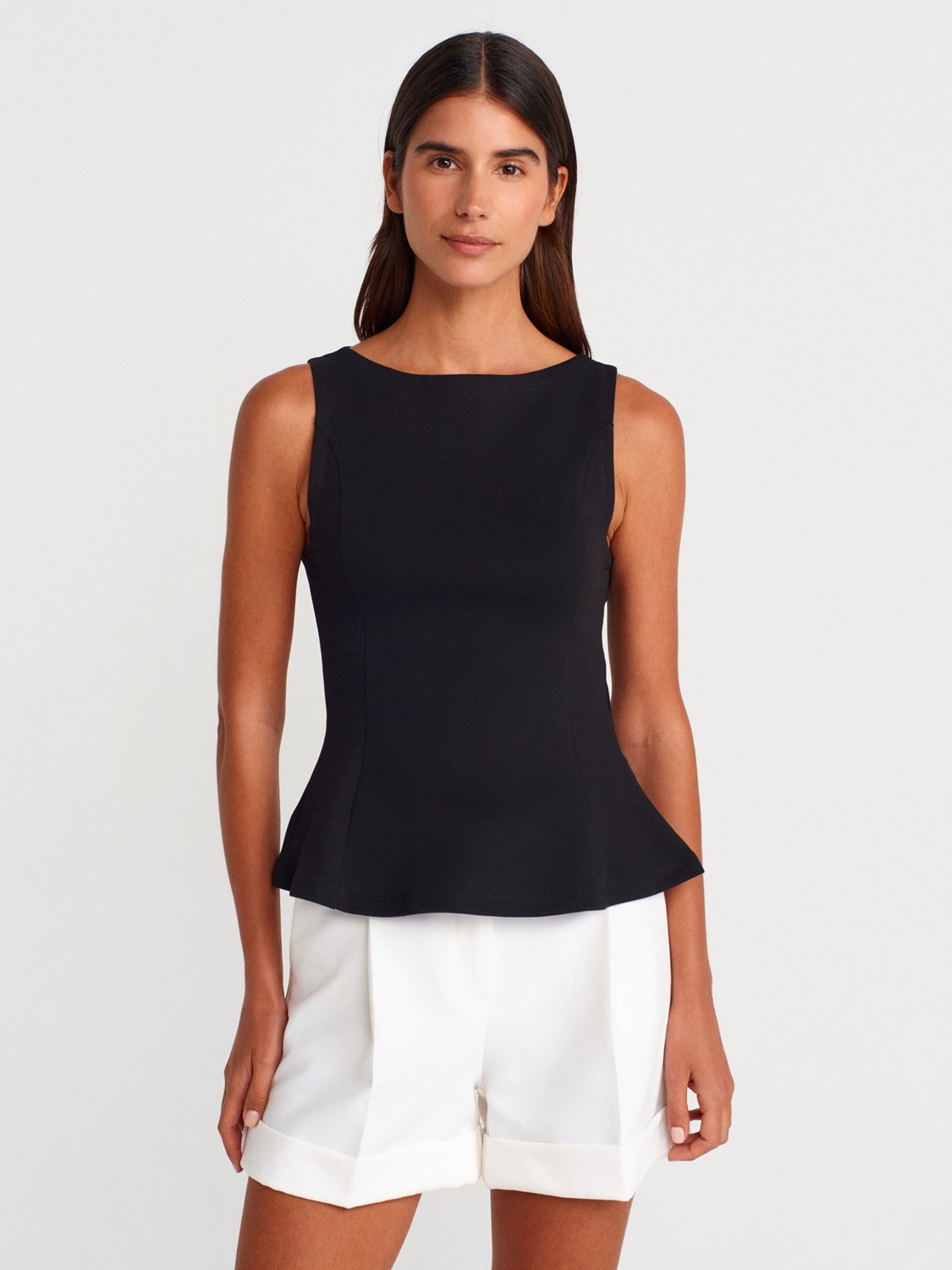 Dilvin DİLVİN Kayık Yaka Siyah Peplum Top Dar Kalıp Kadın Bluz %80 Pamuk %15 Polyester