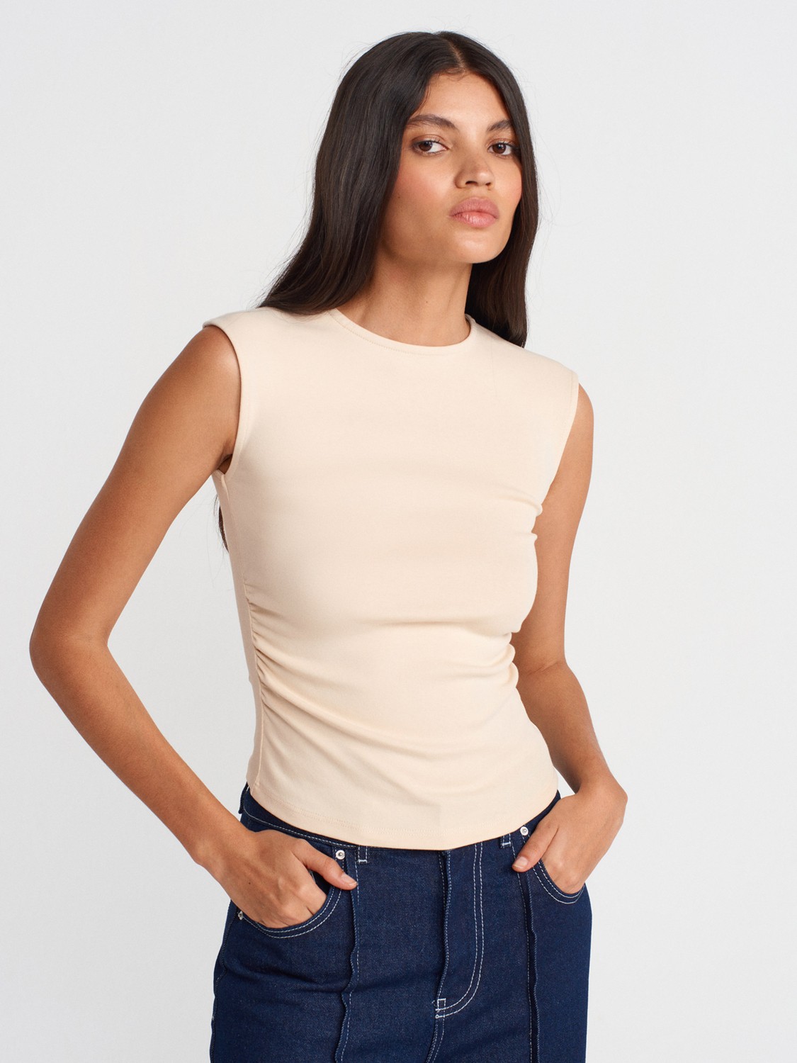 Dilvin 21054 Büzgülü Basic T-Shirt-Ekru görsel 5