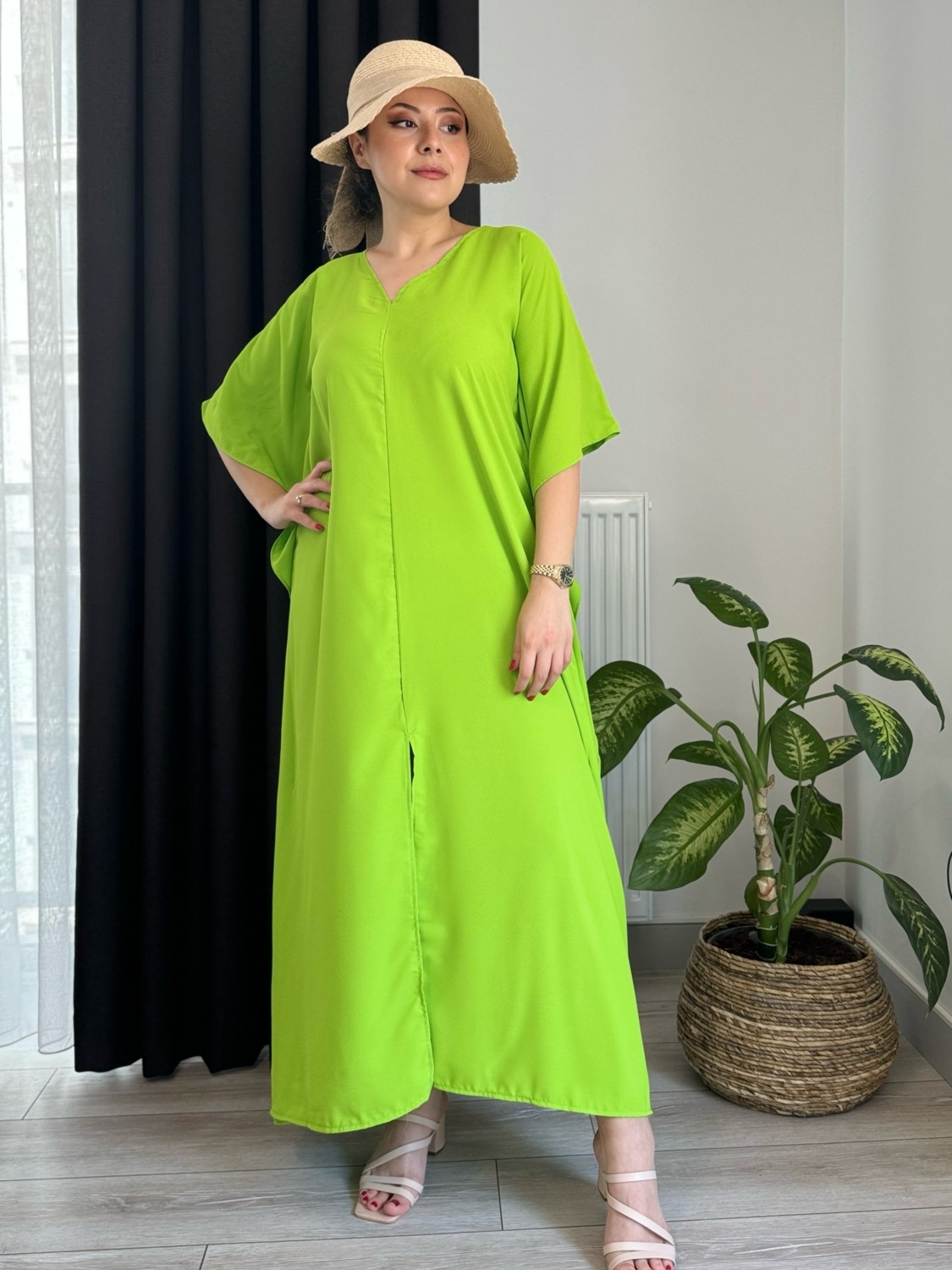 ViolettaXL Kadın Büyük Beden Yırtmaç Detay Yarasa Kol Dokuma Jessica Elbise görsel 2