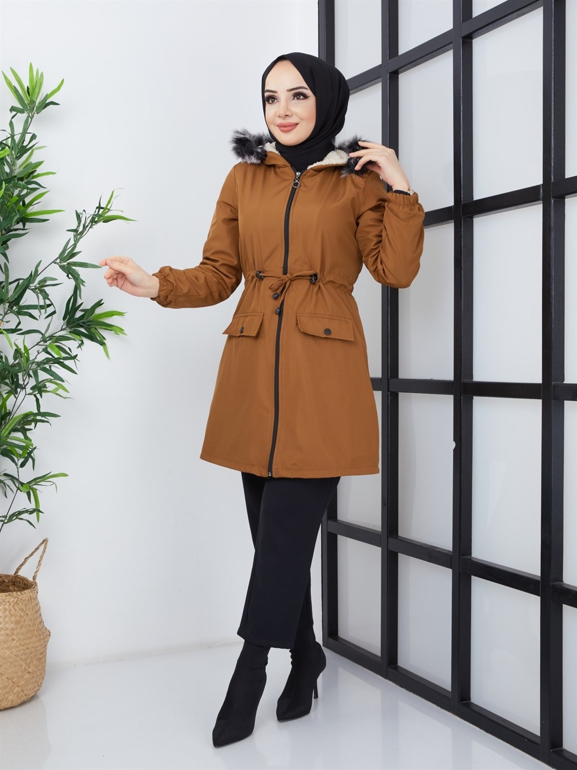 Hafsa Mina Kadın Kısa Yağmurluk Bondik Mont Taba görsel 2