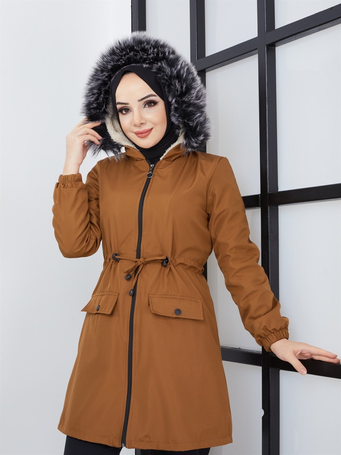 Hafsa Mina Kadın Kısa Yağmurluk Bondik Mont Taba görsel 5