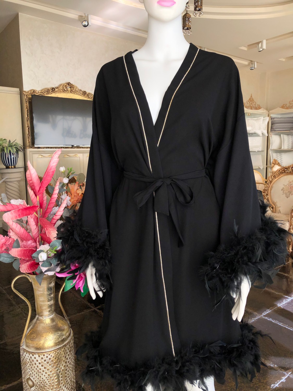 Eltis Boutique Home Siyah Tüylü Sabahlık görsel 2
