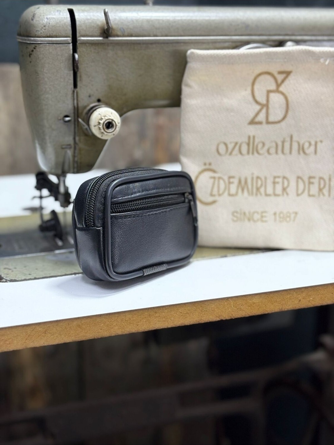 Özdemirler Deri 2 Gözlü Küçük Deri Kemerlik, Hakiki Deri Kemer Cüzdanı, Bozuk Para Cüzdanı, Kemer Çantası Siyah Tek Ebat Unisex görsel 2