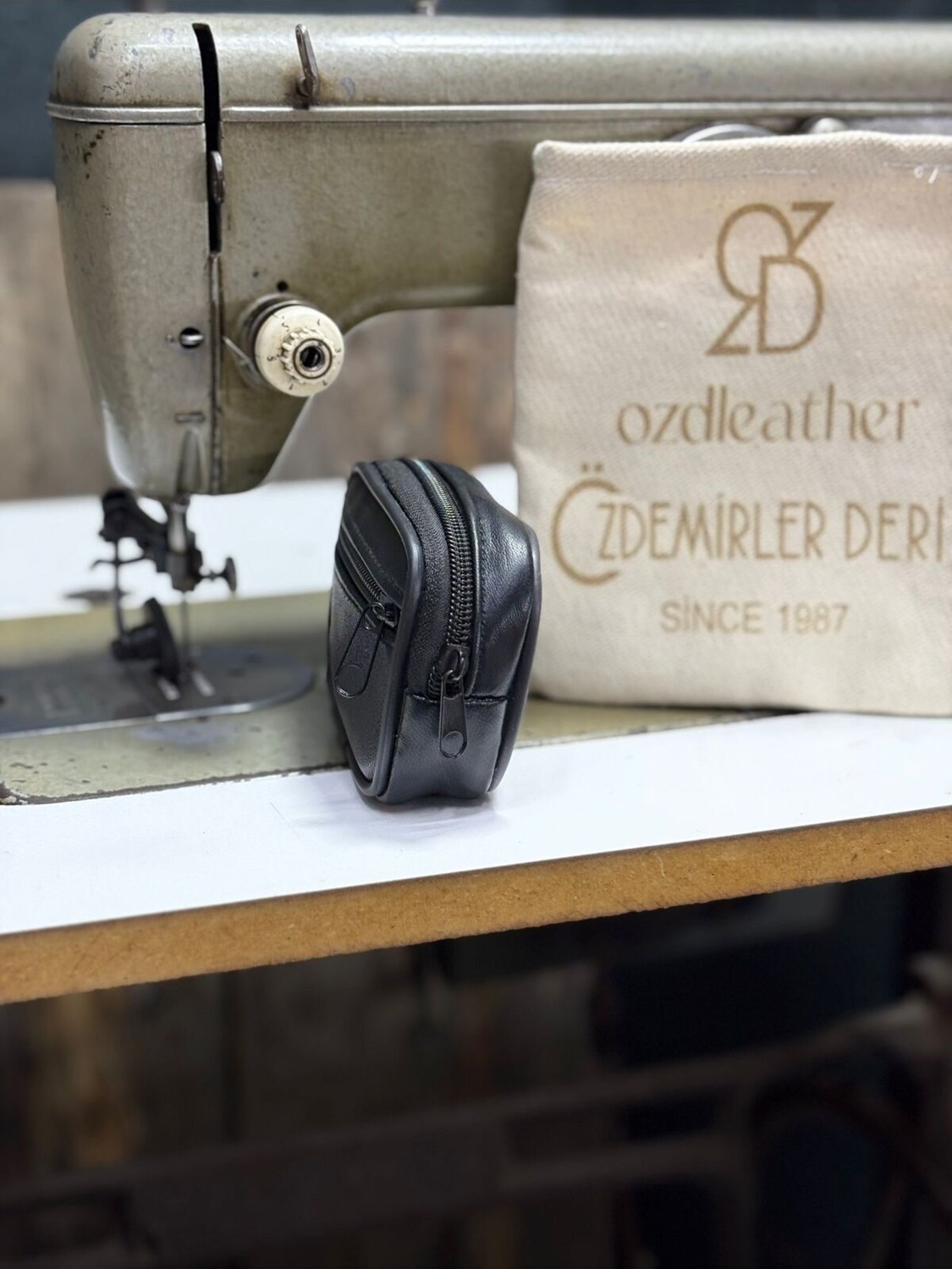 Özdemirler Deri 2 Gözlü Küçük Deri Kemerlik, Hakiki Deri Kemer Cüzdanı, Bozuk Para Cüzdanı, Kemer Çantası Siyah Tek Ebat Unisex görsel 3