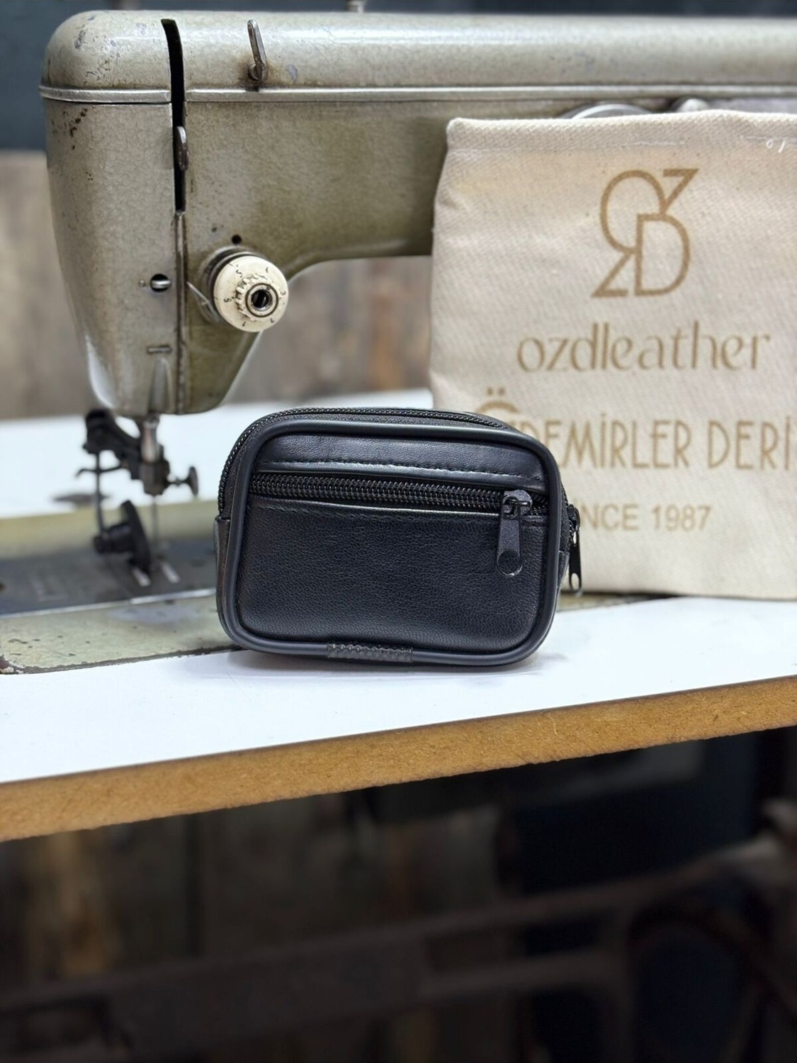Özdemirler Deri 2 Gözlü Küçük Deri Kemerlik, Hakiki Deri Kemer Cüzdanı, Bozuk Para Cüzdanı, Kemer Çantası Siyah Tek Ebat Unisex görsel 4