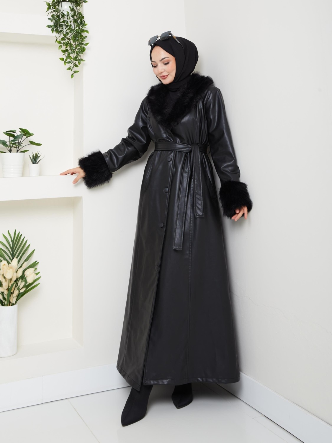 Harma Time Butik Kadın Kürk Detaylı Fermuarlı Uzun Astarlı Siyah Kap görsel 5