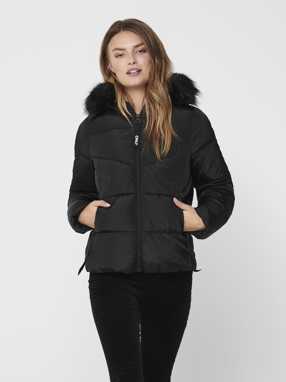 Only Kadın Only BLACK Mont Uzun Kol Siyah Düz Desenli Midi Model ile Şık ve Rahat görsel 3