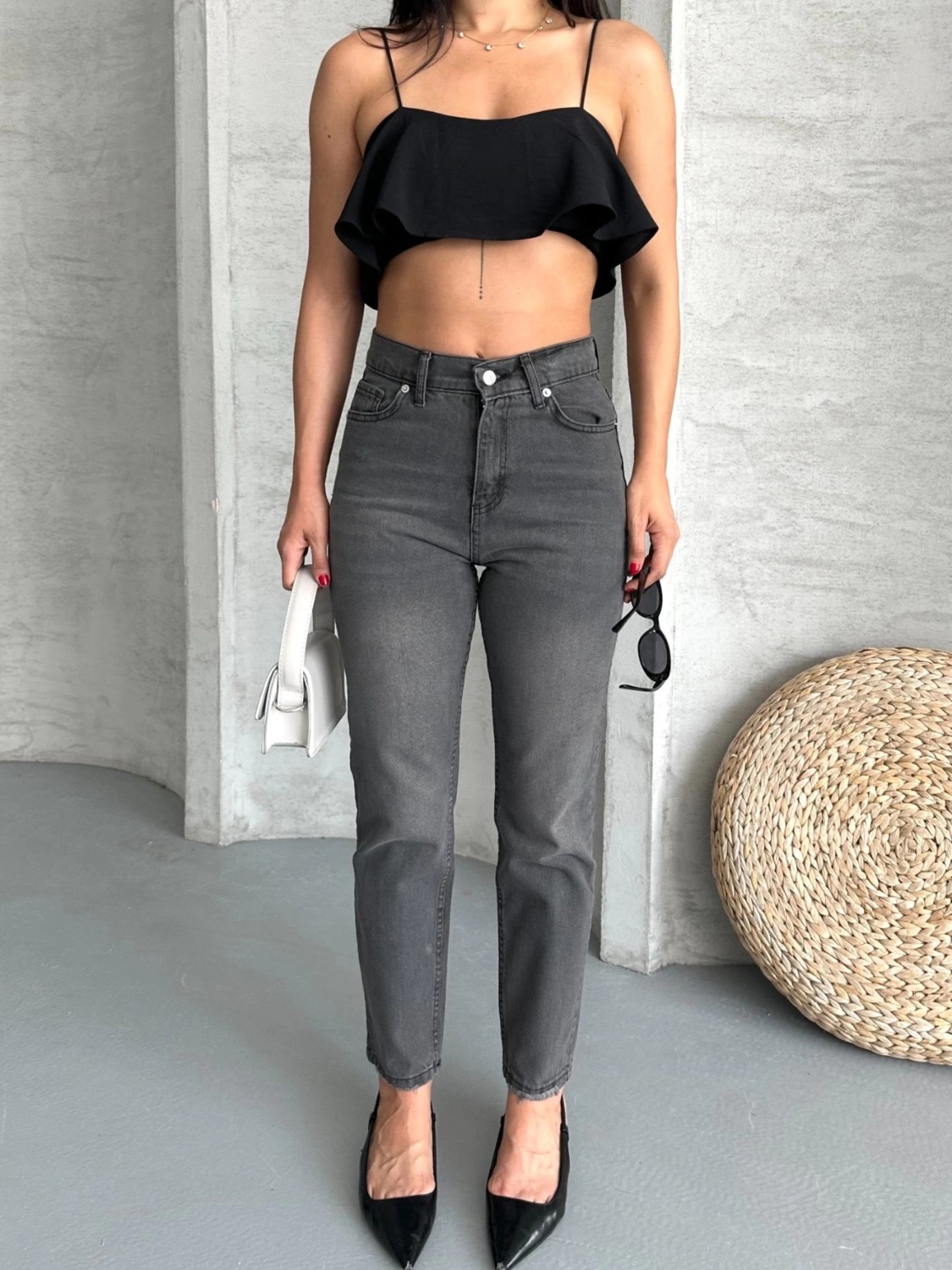OEY Fashions Mom Fit Enzim Taş Yıkama Jeans Pantolon Füme D2006 görsel 8