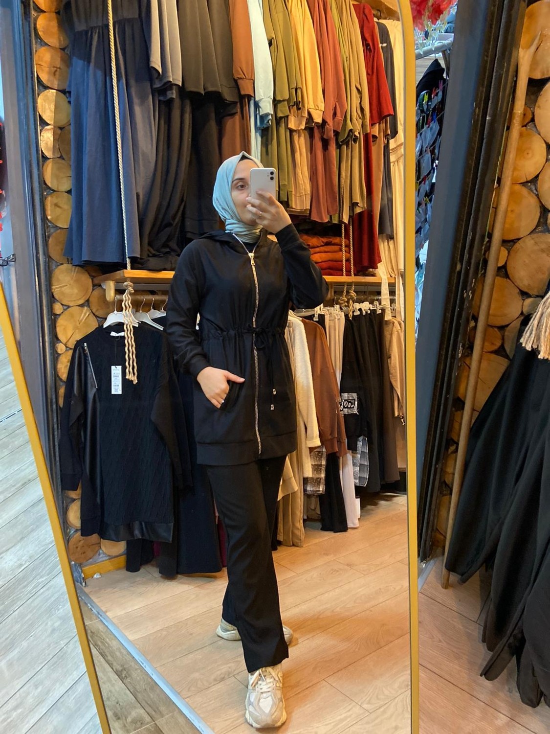 Divine Line Kapüşonlu Beli Bağcıklı Eşofman Takımı görsel 2