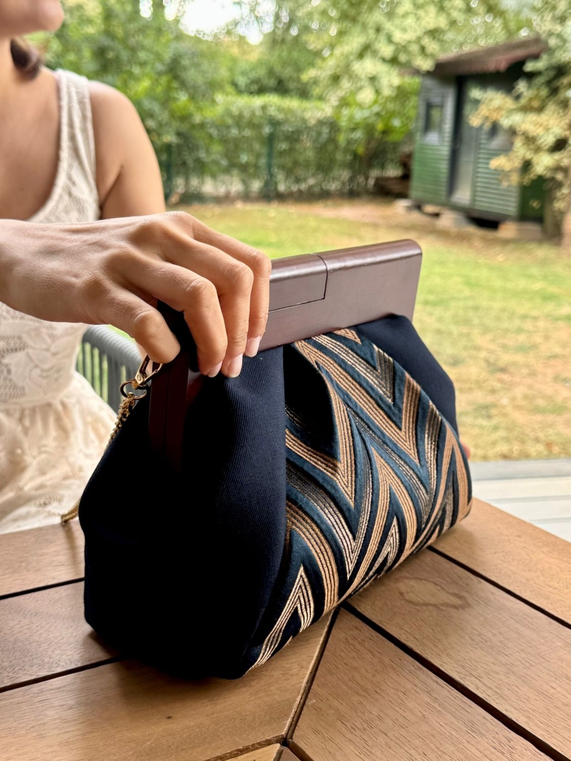 Jophiel Patchwork, Zincirli, Ahşap Burslu Çanta, Clutch, El Çantası, Kol Çantası, Omuz Çantası görsel 4
