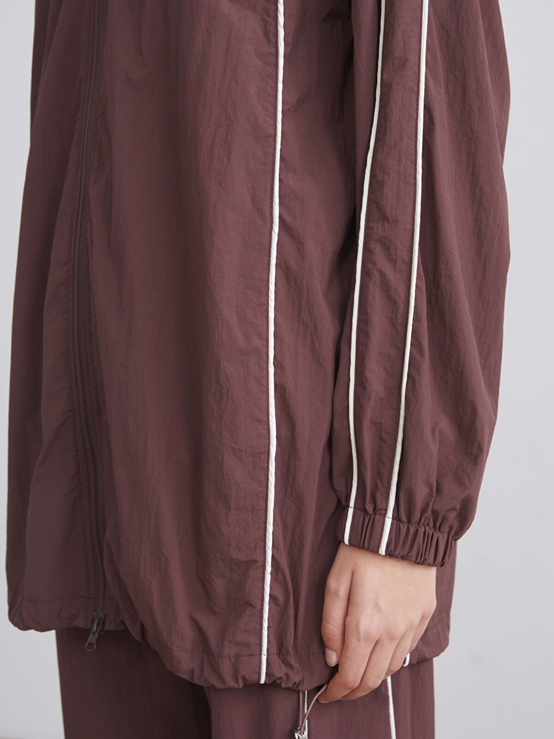 LC Waikiki Yeni Sezon Dik Yaka Oversize Kadın Yağmurluk görsel 4