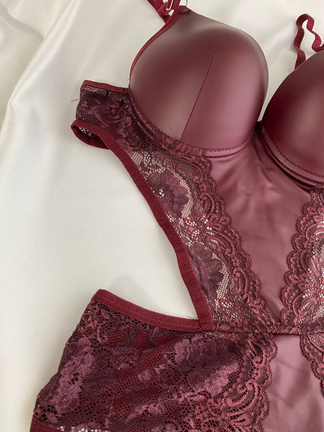 Gold Night Kadın Dantelli Deri Bordo Transparan Çıtçıtlı Sütyenli Body Bodysuit Fantezi Iç Çamaşır görsel 5