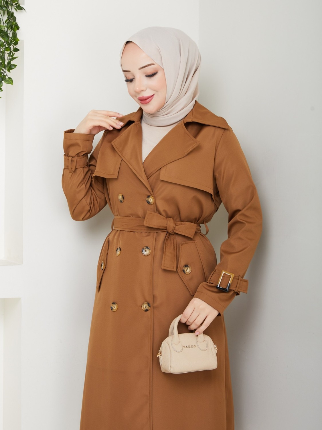 Zenya Moda Kadın Siyah Arkası Düğmeli Trençkot görsel 6