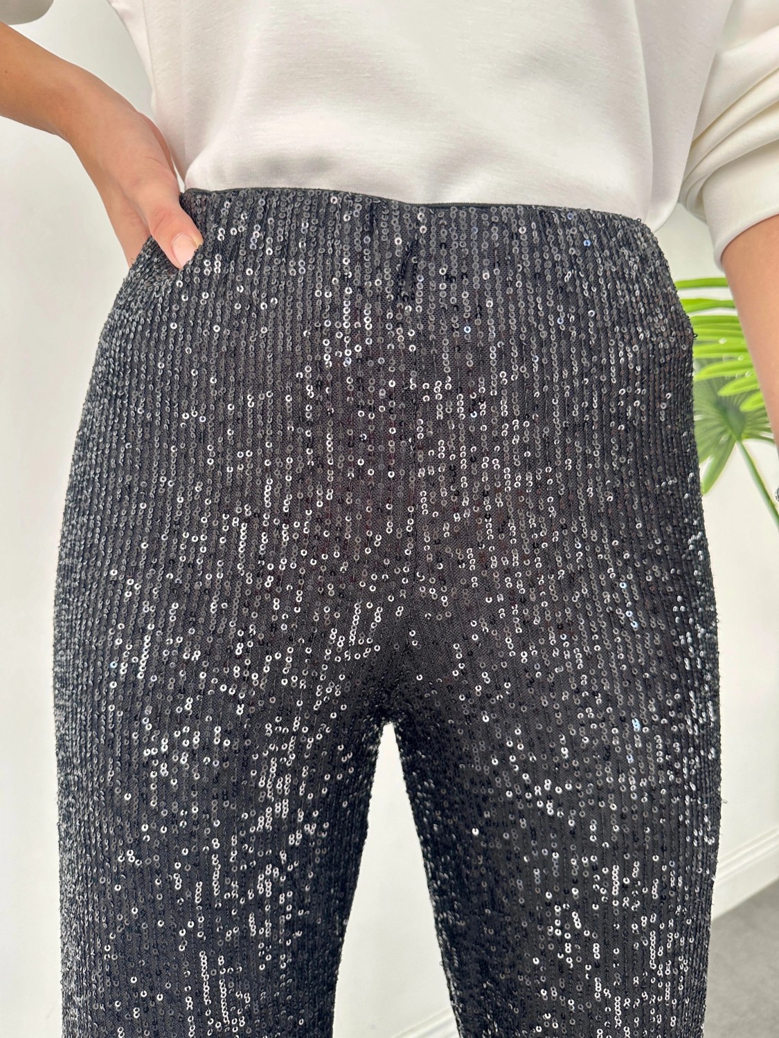 Lady Majestic Beli Lastikli ve Pul Payetli Tasarım Bol Pantolon görsel 5