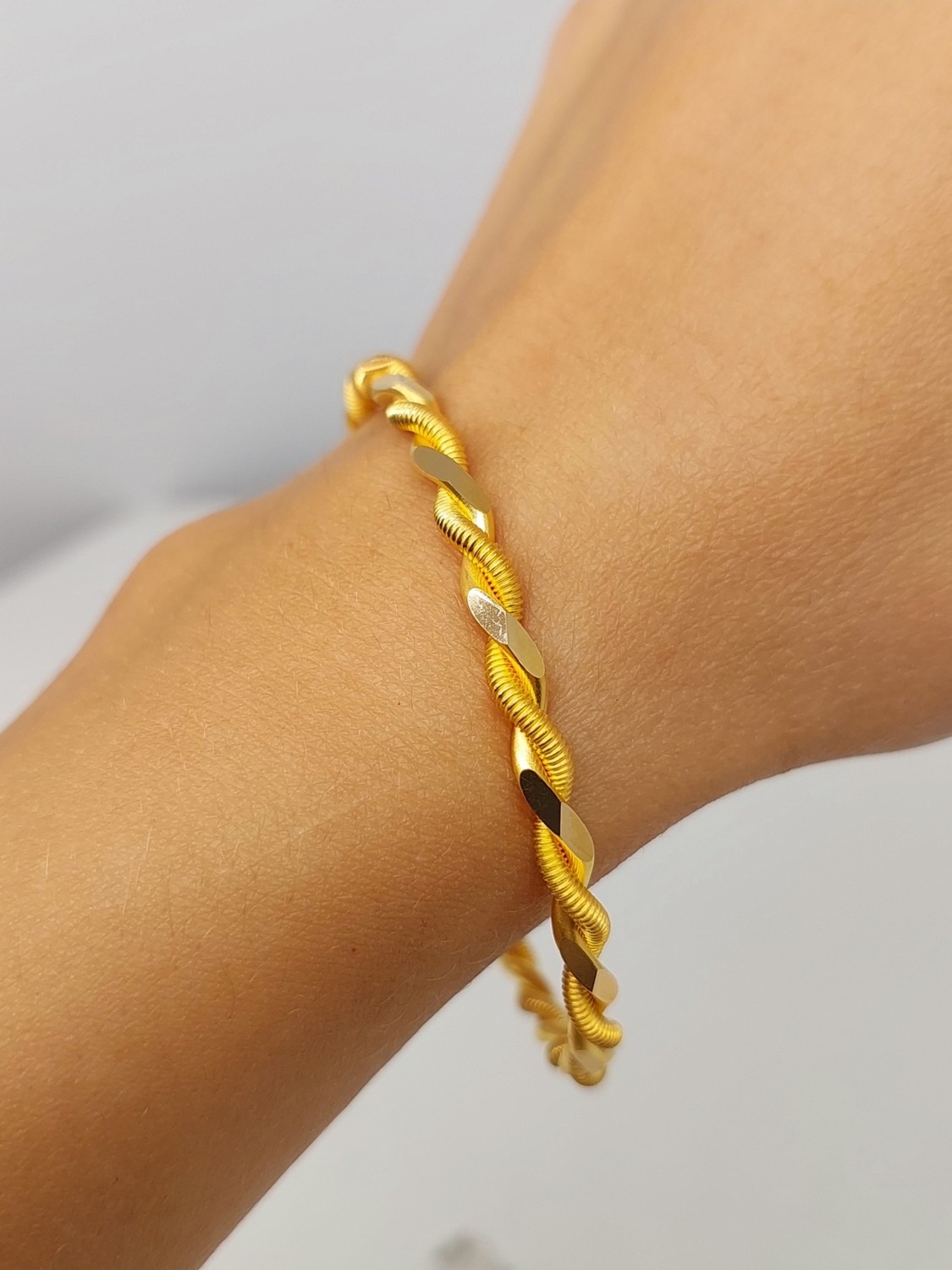 Cemal Demircioğlu Paftalı Burma 22 Ayar Yatırımlık 6.0 Ölçü 25 gr Kadın Bilezik