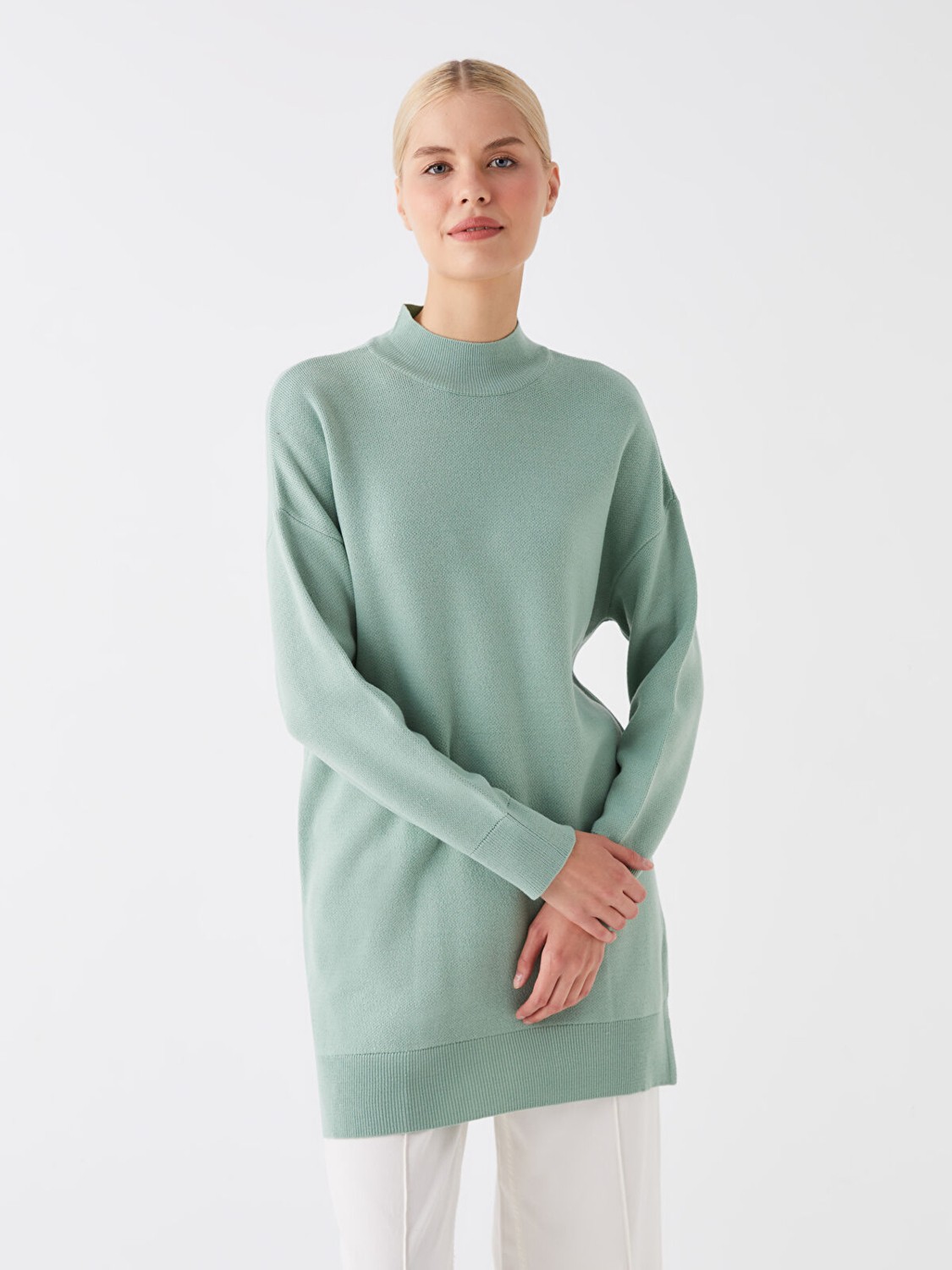 LC Waikiki Yeni Sezon Yarım Balıkçı Yaka Oversize Kadın Triko Tunik görsel 2