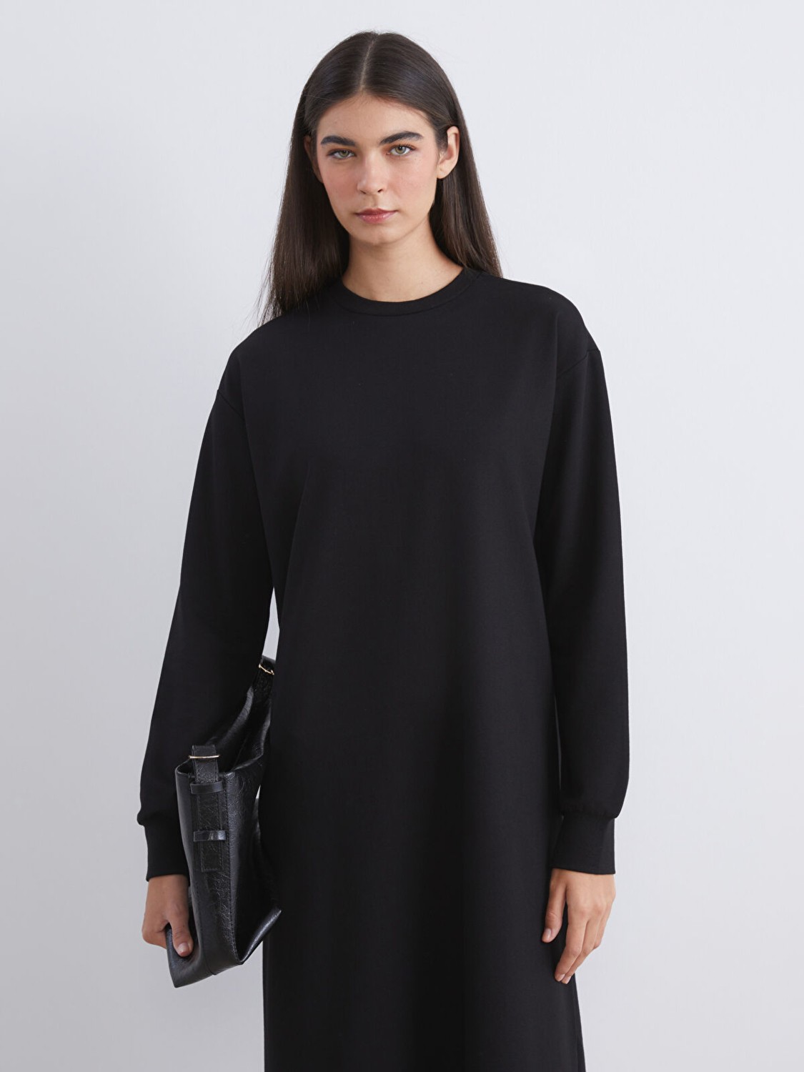 LC Waikiki Yeni Sezon Büyük Beden Bisiklet Yaka Sweatshirt Elbise görsel 4