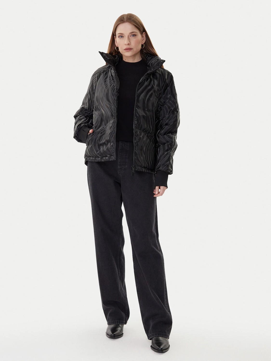 Armani Exchange Kadın Desenli Regular Fit Çıkarılabilir Kapüşonlu Uzun Kol Dik Yaka Siyah Mont XW000690 AF16211-FC102 görsel 2