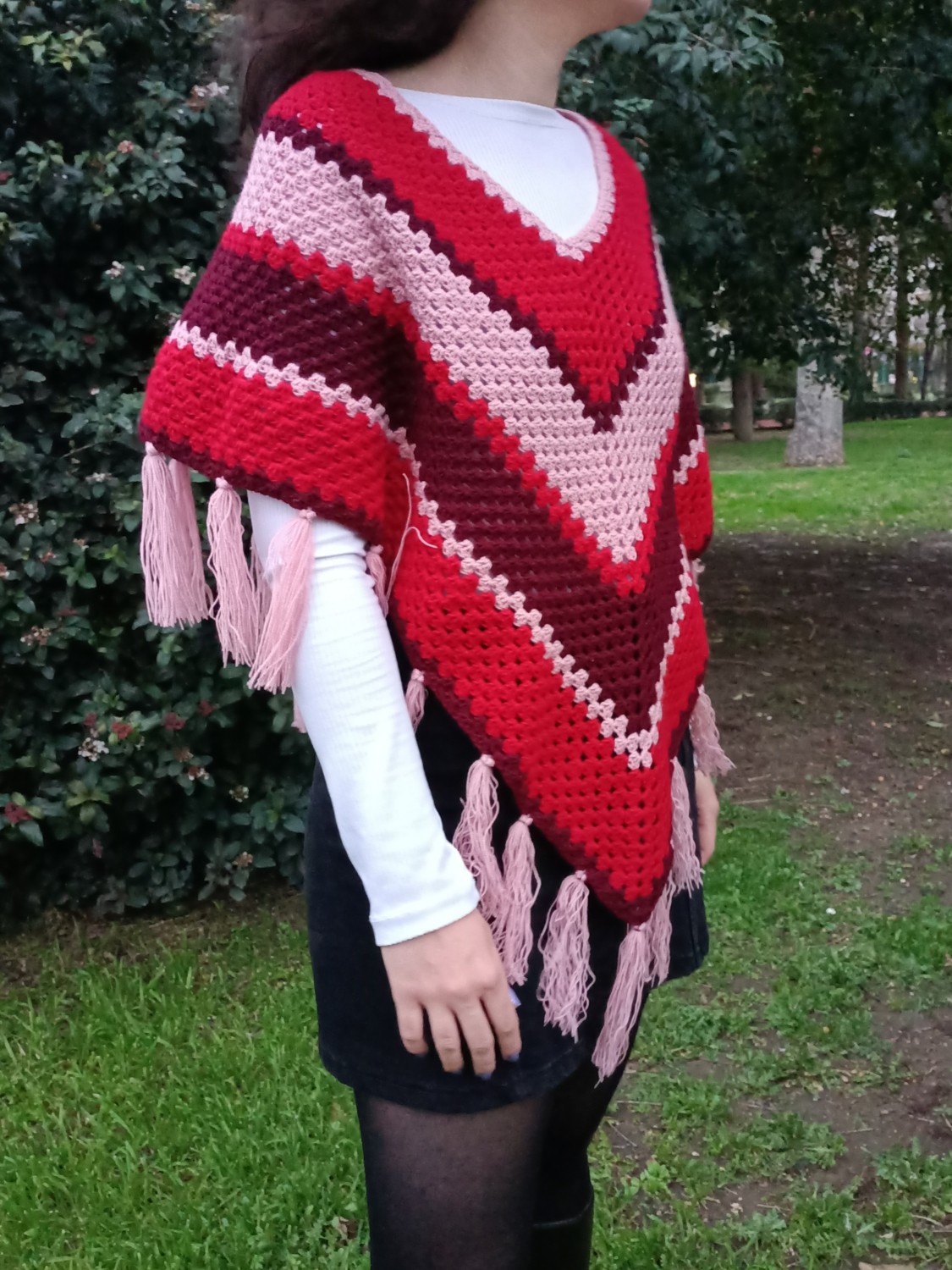 Yaso Shop El Örgüsü Kadın Panço Kırmızı Bordo Pembe görsel 3