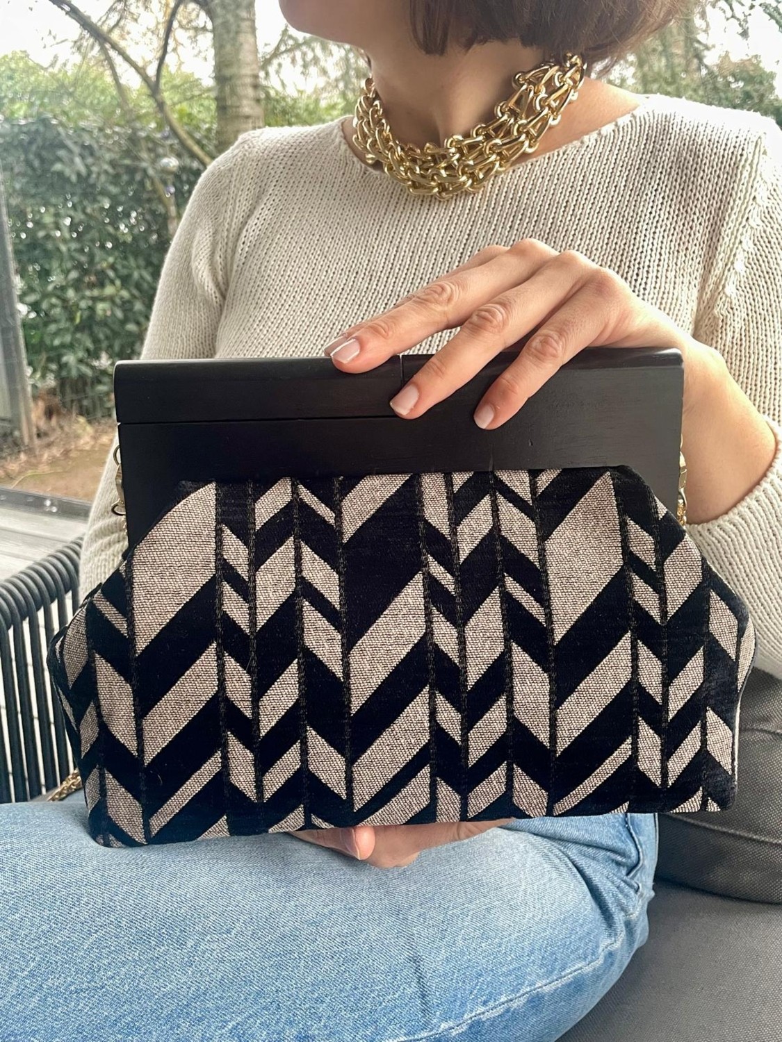 Jophiel Atelier Portföy Çanta Kadın Zincirli Omuz Çantası Dokuma Kumaş ile Şık Görünüm 20x28 cm Clutch görsel 5