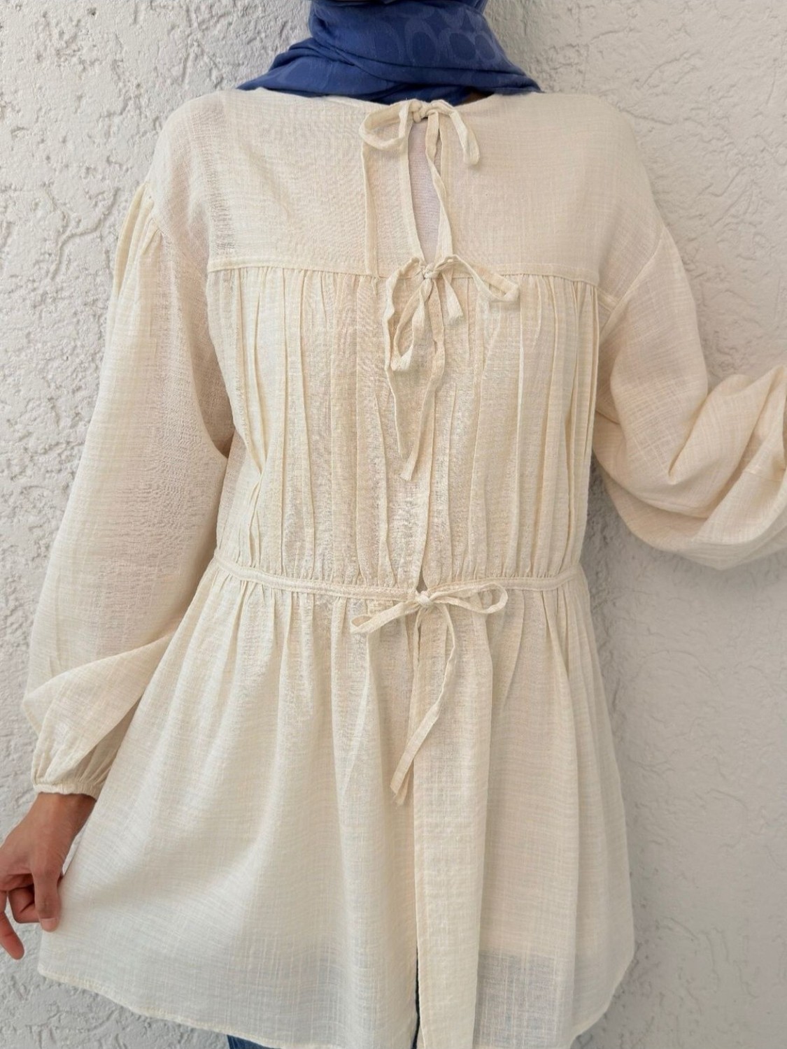 Moda Morfo Önü Bağlamalı Kolları Lastikli Gömlek -Ekru görsel 4