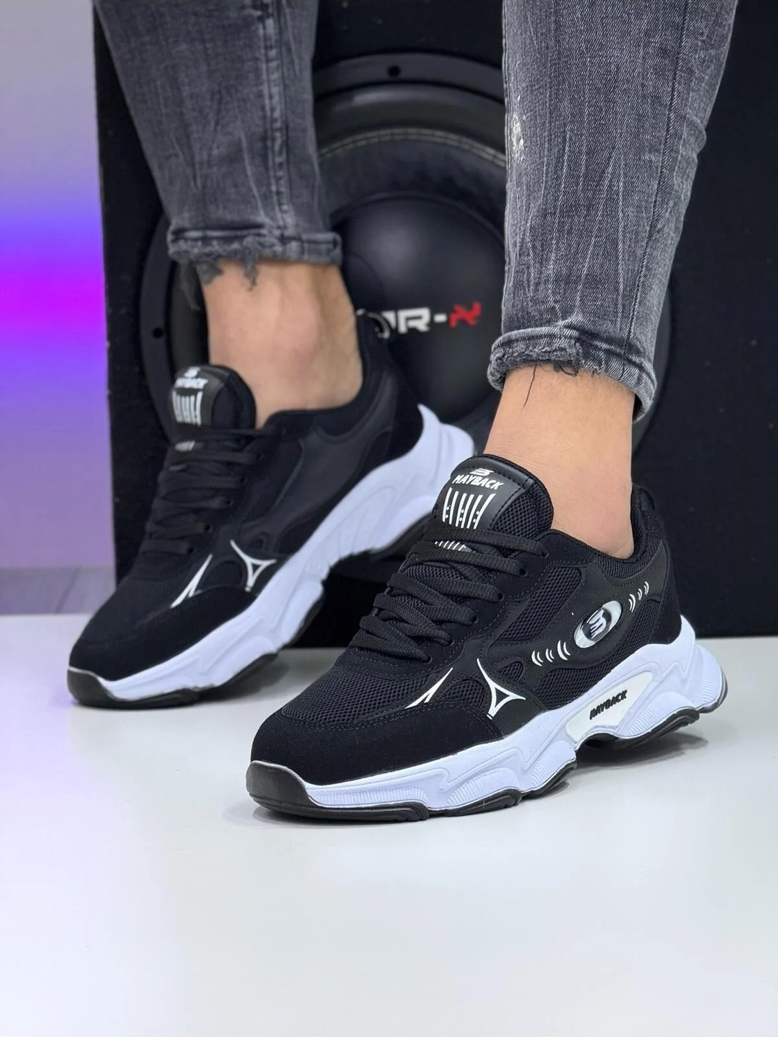 Mayback Siyah - Beyaz Erkek Ortopedik Sneaker Ayakkabı Düz Taban ve Nefes Alabilir Malzeme görsel 2
