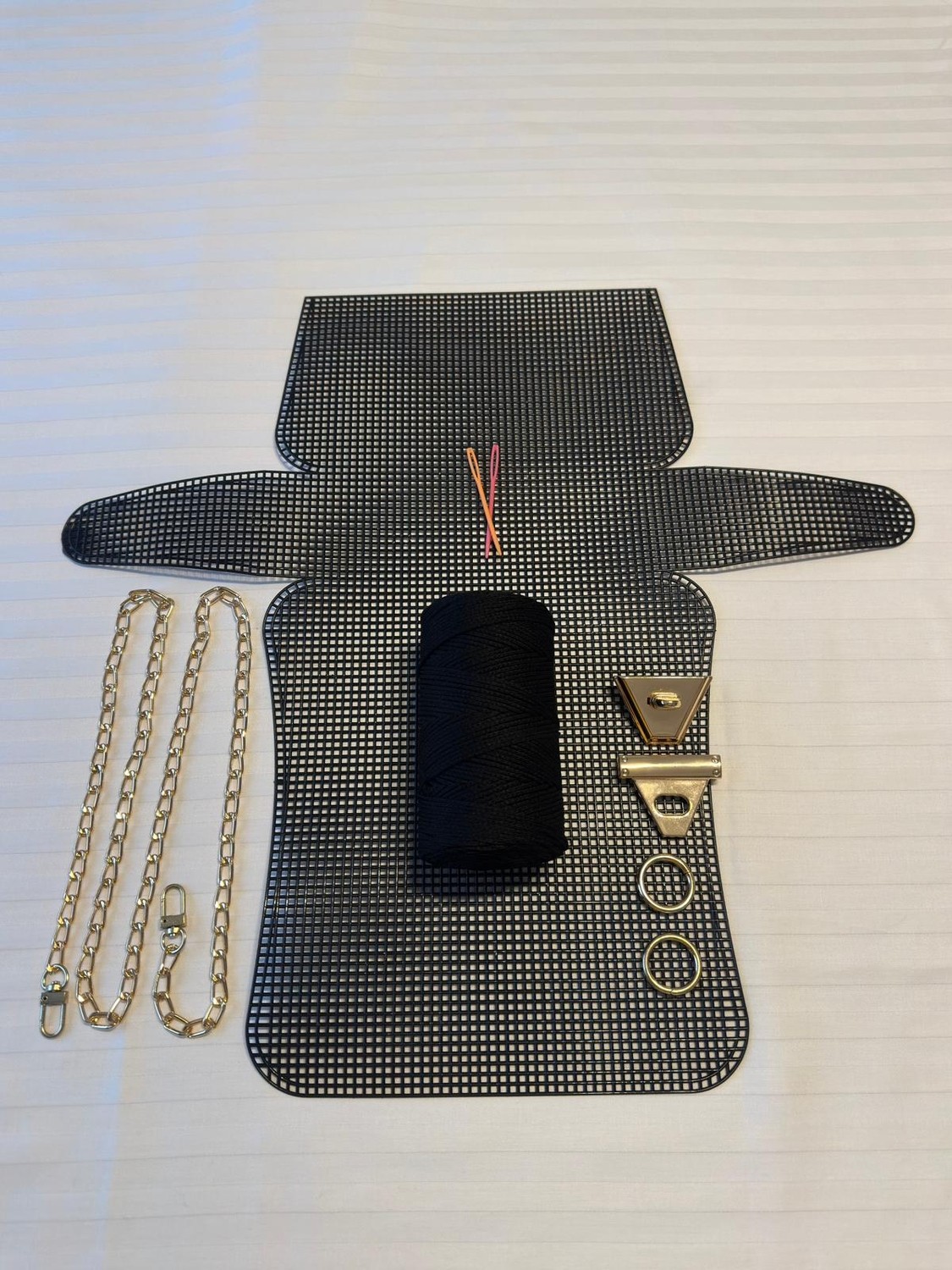 Veloria Bag & Scarf Orta Boy Plastik Kanvas Polyester Makrome Ipli Çanta Yapım Kiti Gold Renk Aksesuarlı Tam Set görsel 7