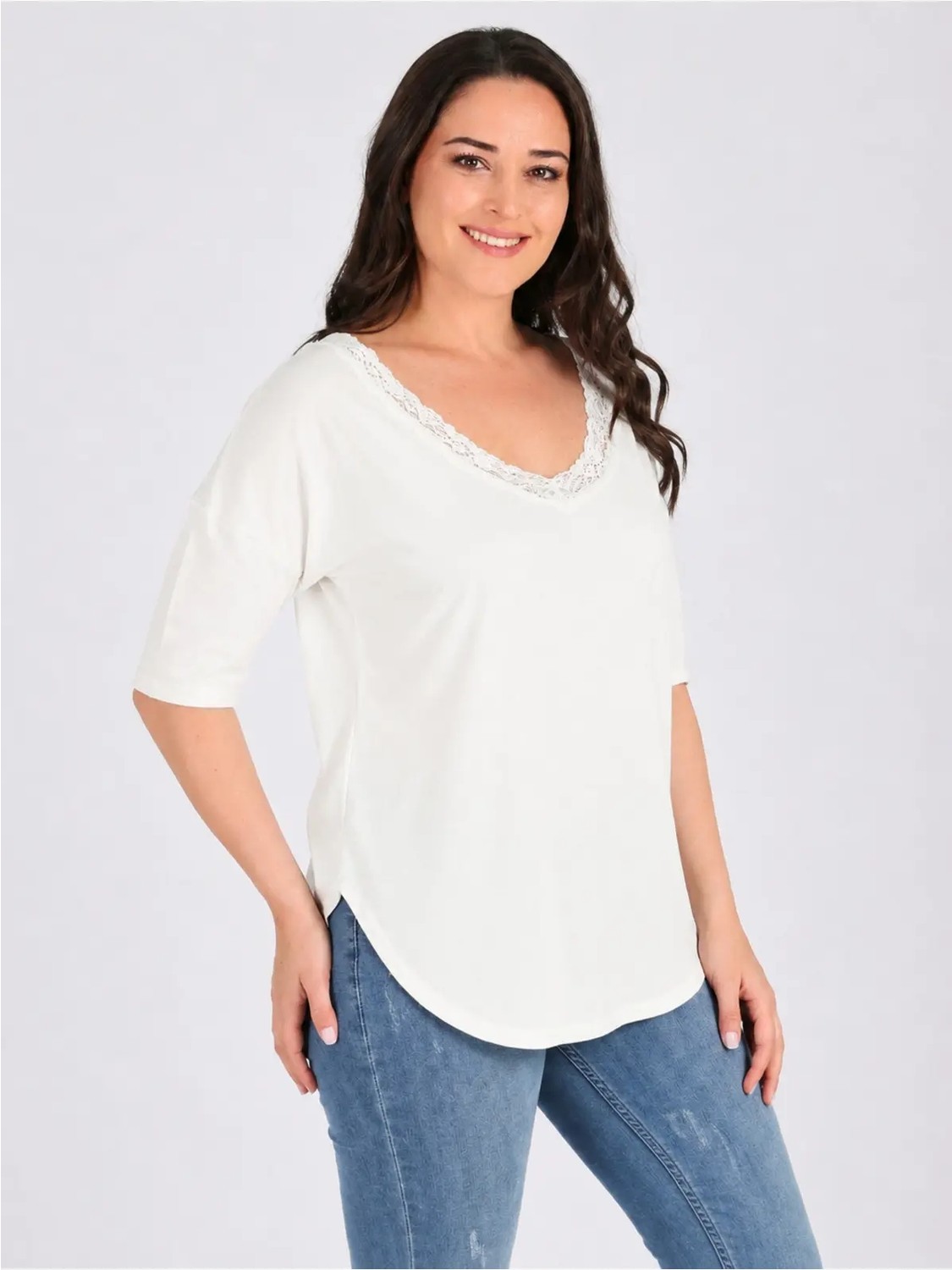 Curvy Trend Büyük Beden Geniş Dantel Yaka Yarım Kol Yan Yırtmaç Bluz görsel 6