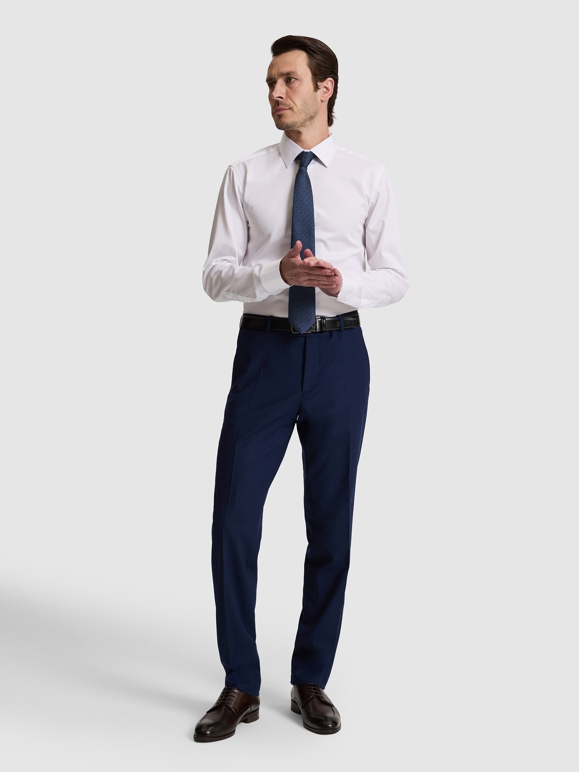 Cacharel Beyaz Slim Fit %100 Pamuk Klasik Yaka Basic Gömlek 50328756 VR013 görsel 4