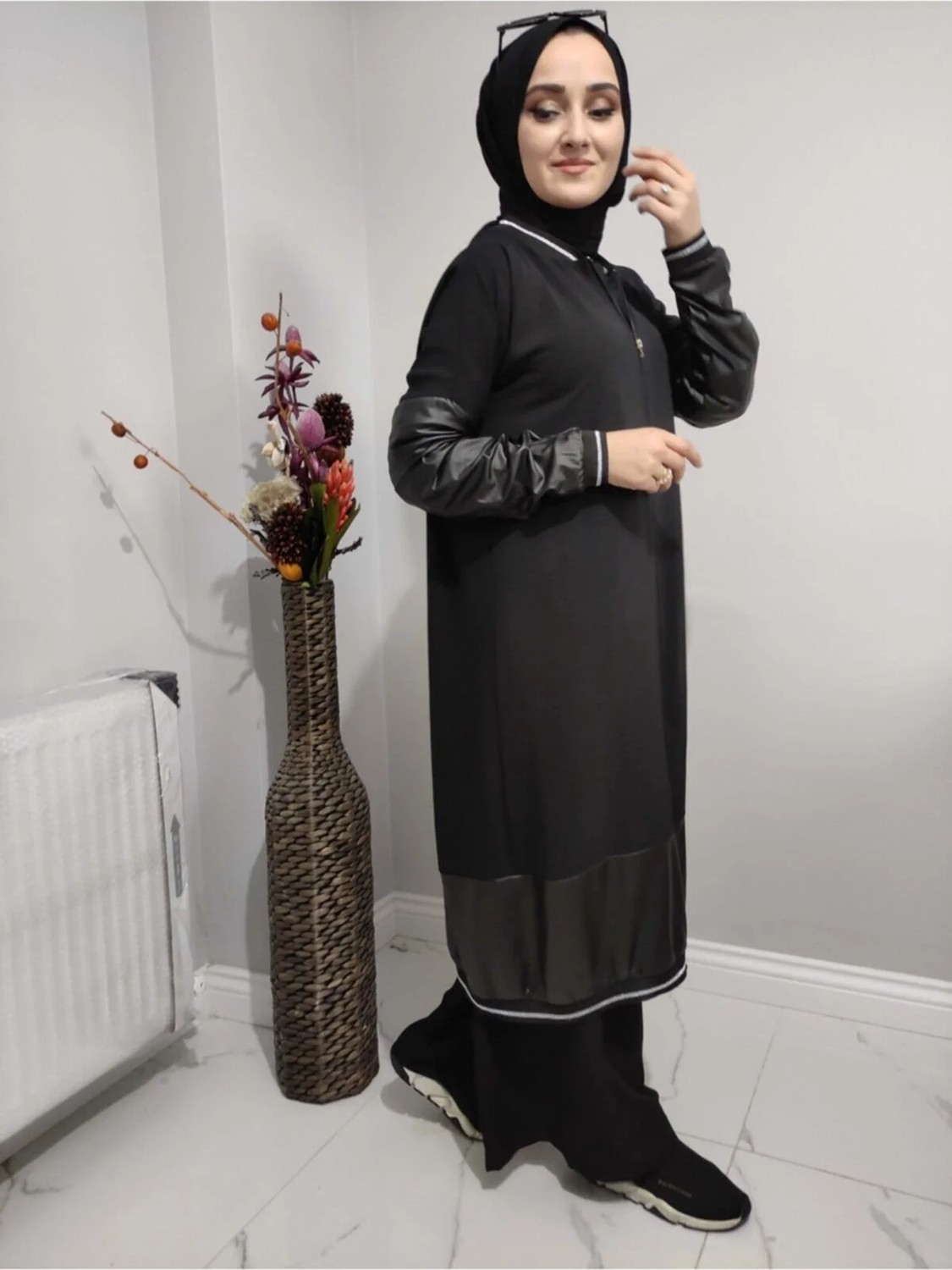 Aysun Aydemir Ince Deri Detay 2 Li Tesettür Eşofman Takımı görsel 2