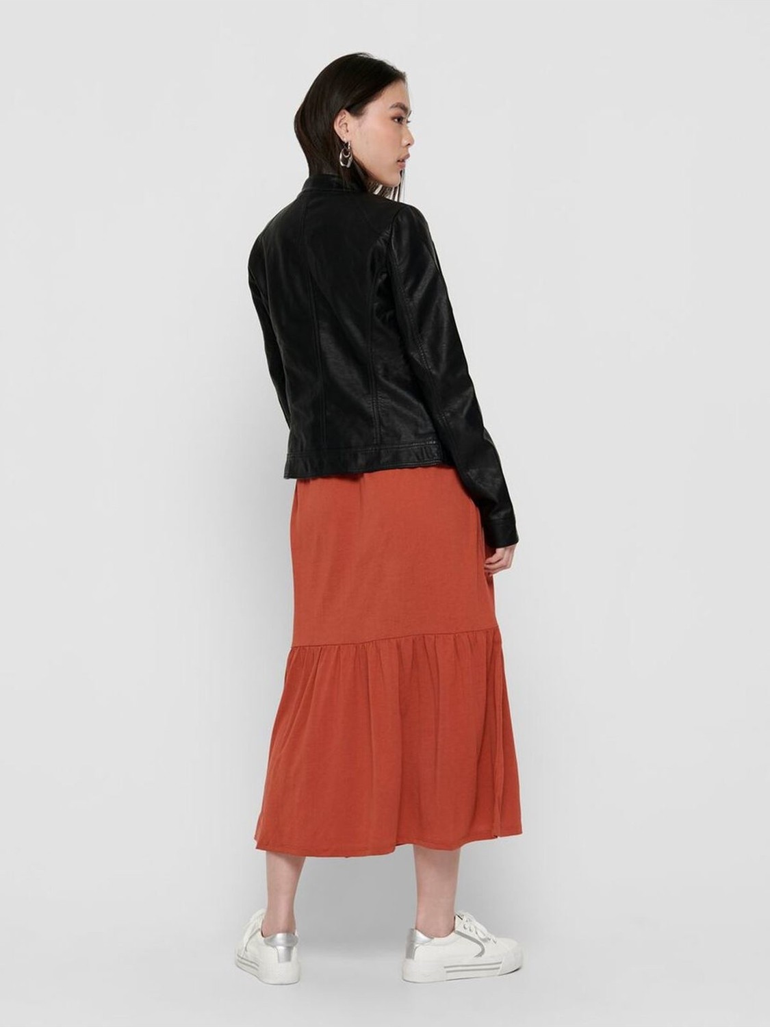 Only 15081400 Only Onlbandıt Faux Leather Bıker Otw Noos Kadın Deri Mont Ve Ceket Black görsel 4
