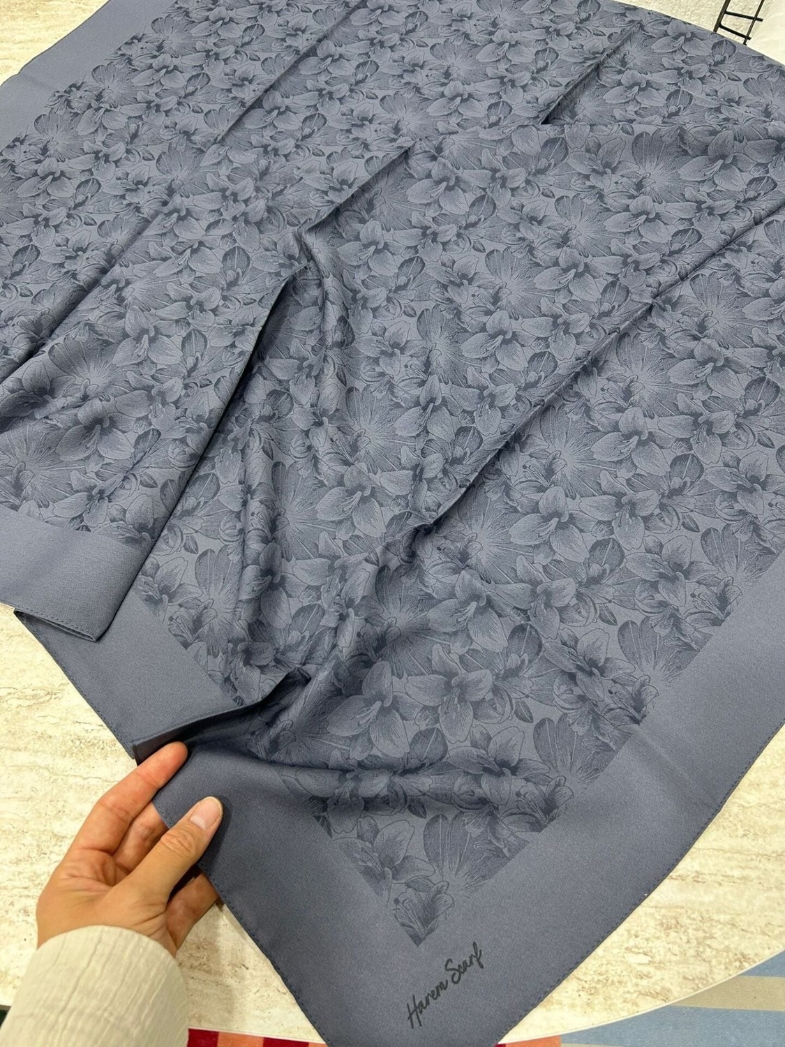Harem Scarf Gold Derin Eşarp Füme