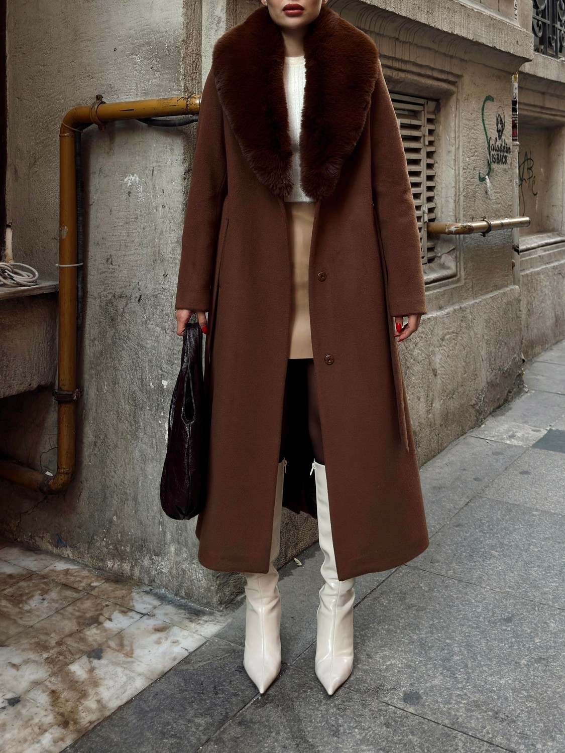 Olcay Yakası Çıkabilir Kürklü Çıt Çıt Kapamalı Ara Boy Kaban Tütün 3066 görsel 6