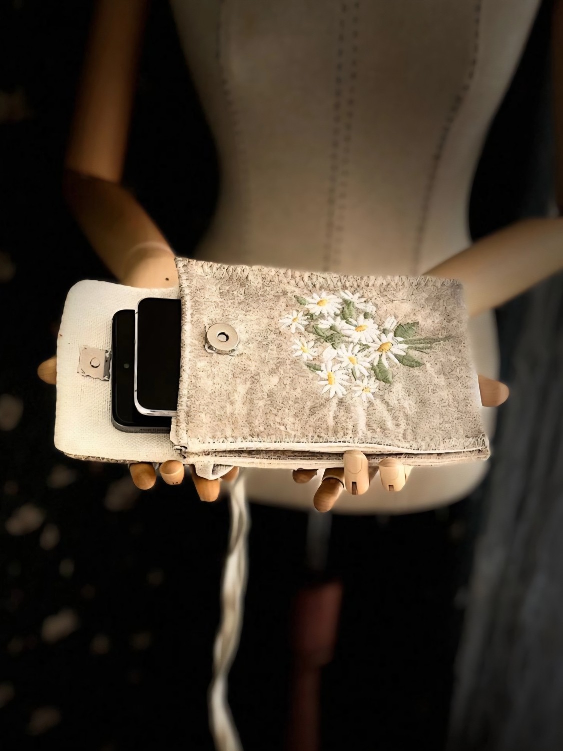 Ggart Handmade Meadov Nakış Işlemeli Telefonluk, Telefon Çantası V43