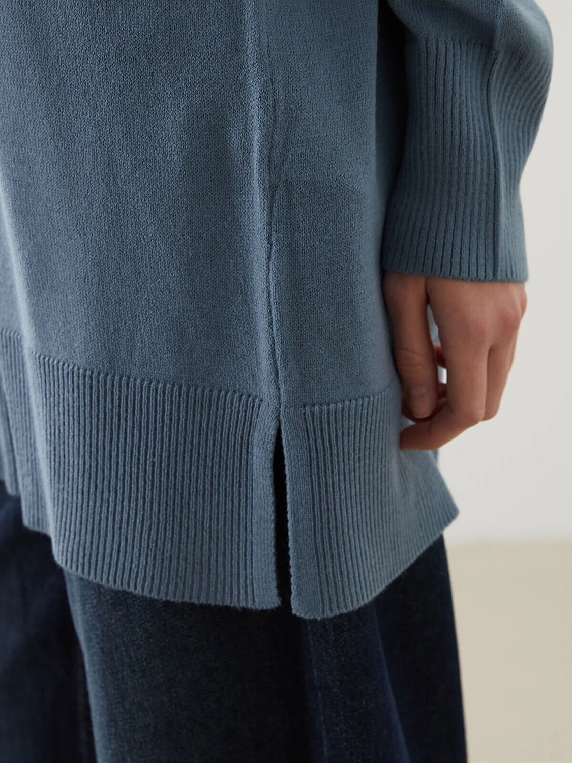 LC Waikiki Lcw Modest Mavi Dik Yaka Kadın Triko Tunik görsel 3