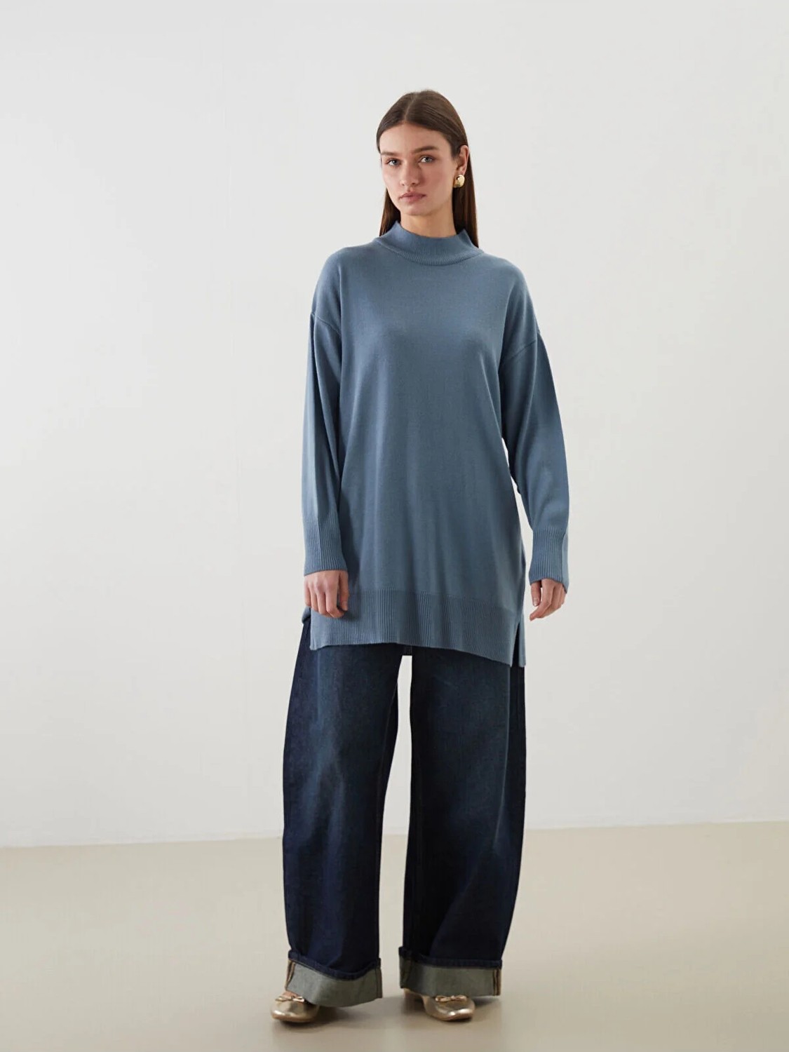 LC Waikiki Lcw Modest Mavi Dik Yaka Kadın Triko Tunik görsel 2