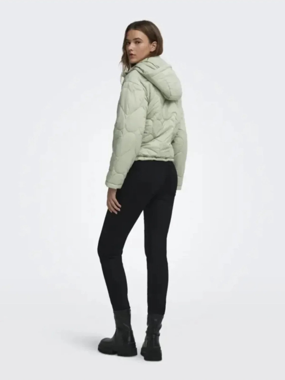 Jack & Jones Onltahıa Lw Heart Hood Et cc Otw Kadın Mont 15373691 görsel 4