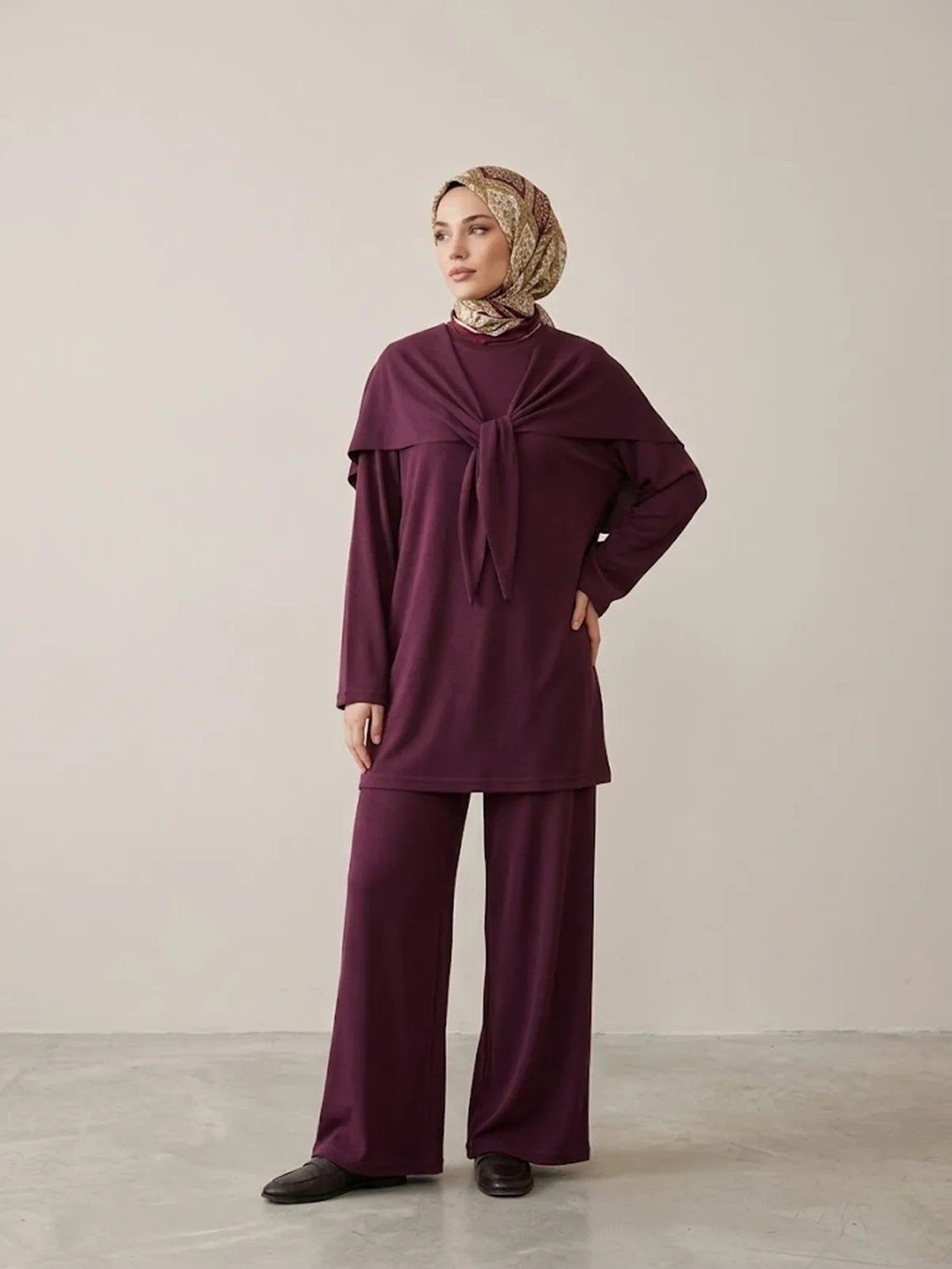 Foremia Pelerin Detay Pantolonlu Pike Takım-Bordo - görsel 8