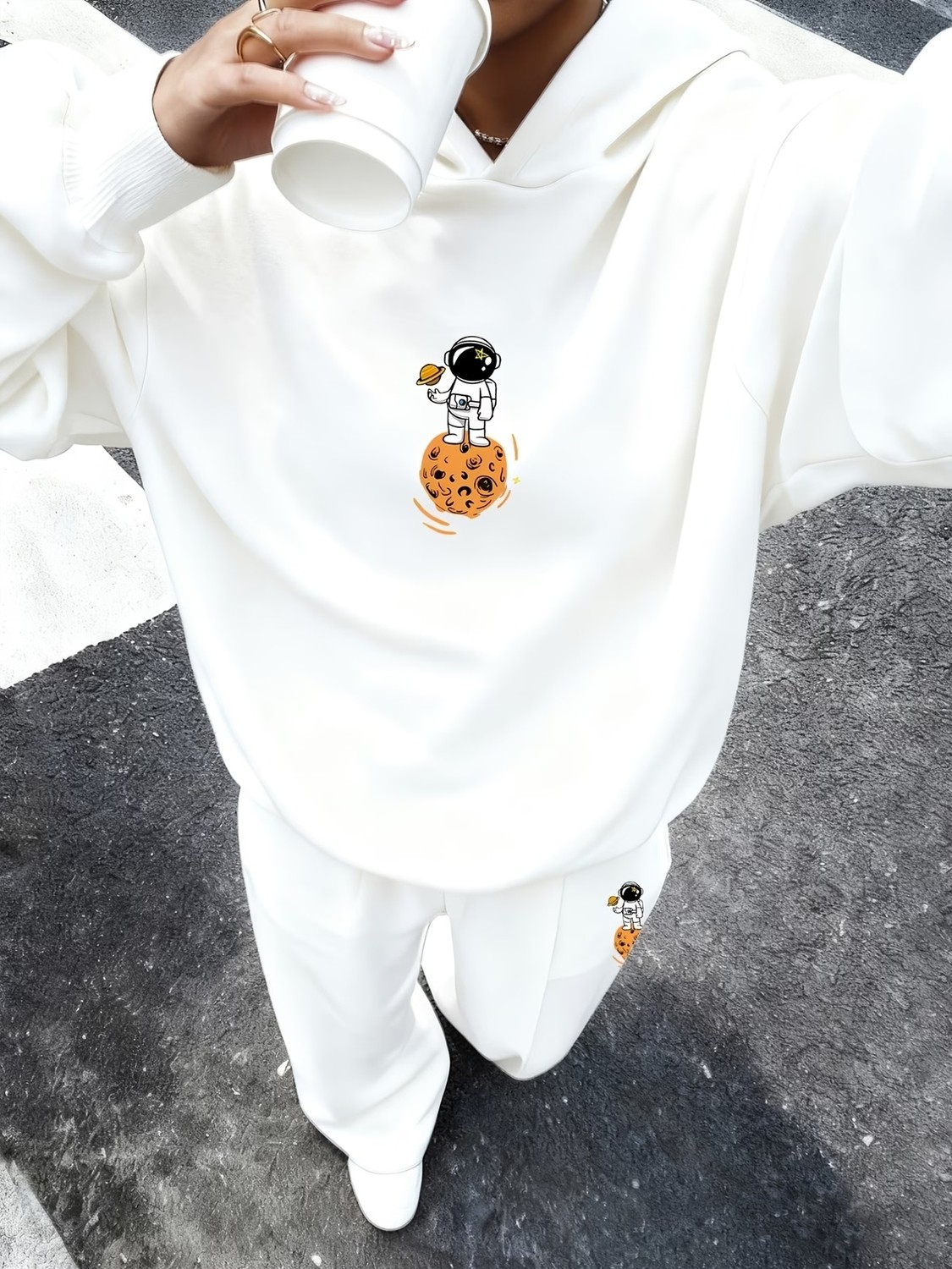 Macklin Unısex Kadın Erkek Revolve Astronot Baskılı Oversize Kapüşonlu Hoodie ve Baggy Eşofman Takımı görsel 2