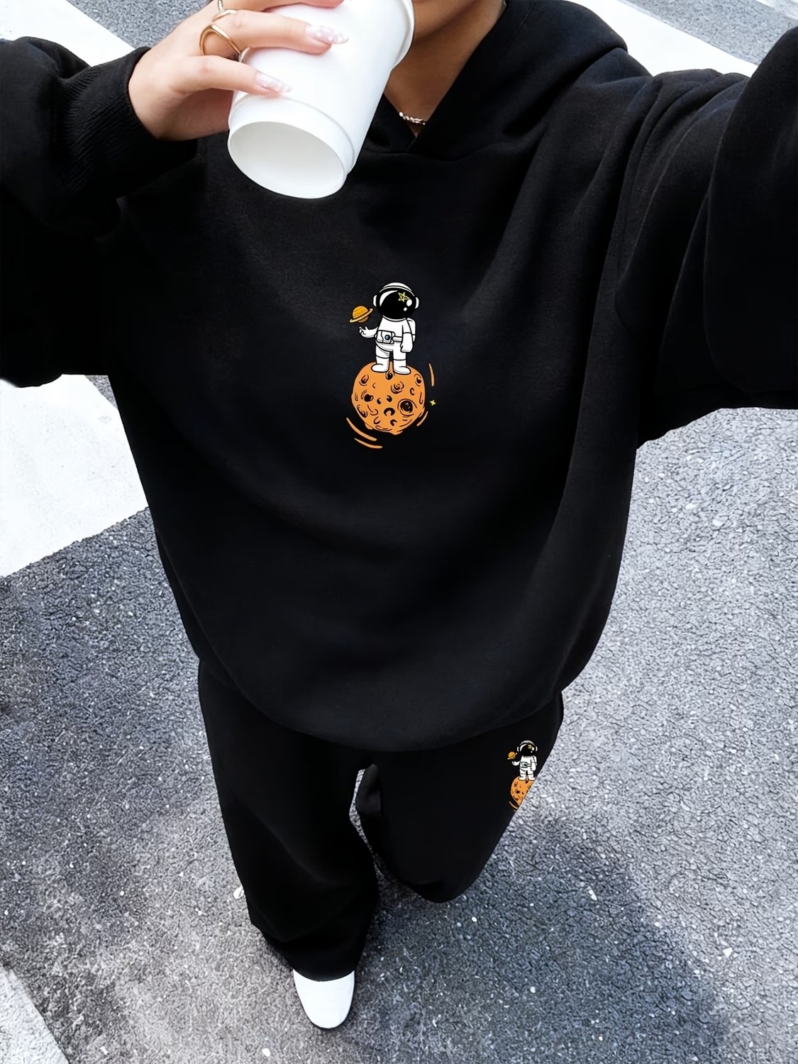 Macklin Unısex Kadın Erkek Revolve Astronot Baskılı Oversize Kapüşonlu Hoodie ve Baggy Eşofman Takımı görsel 5