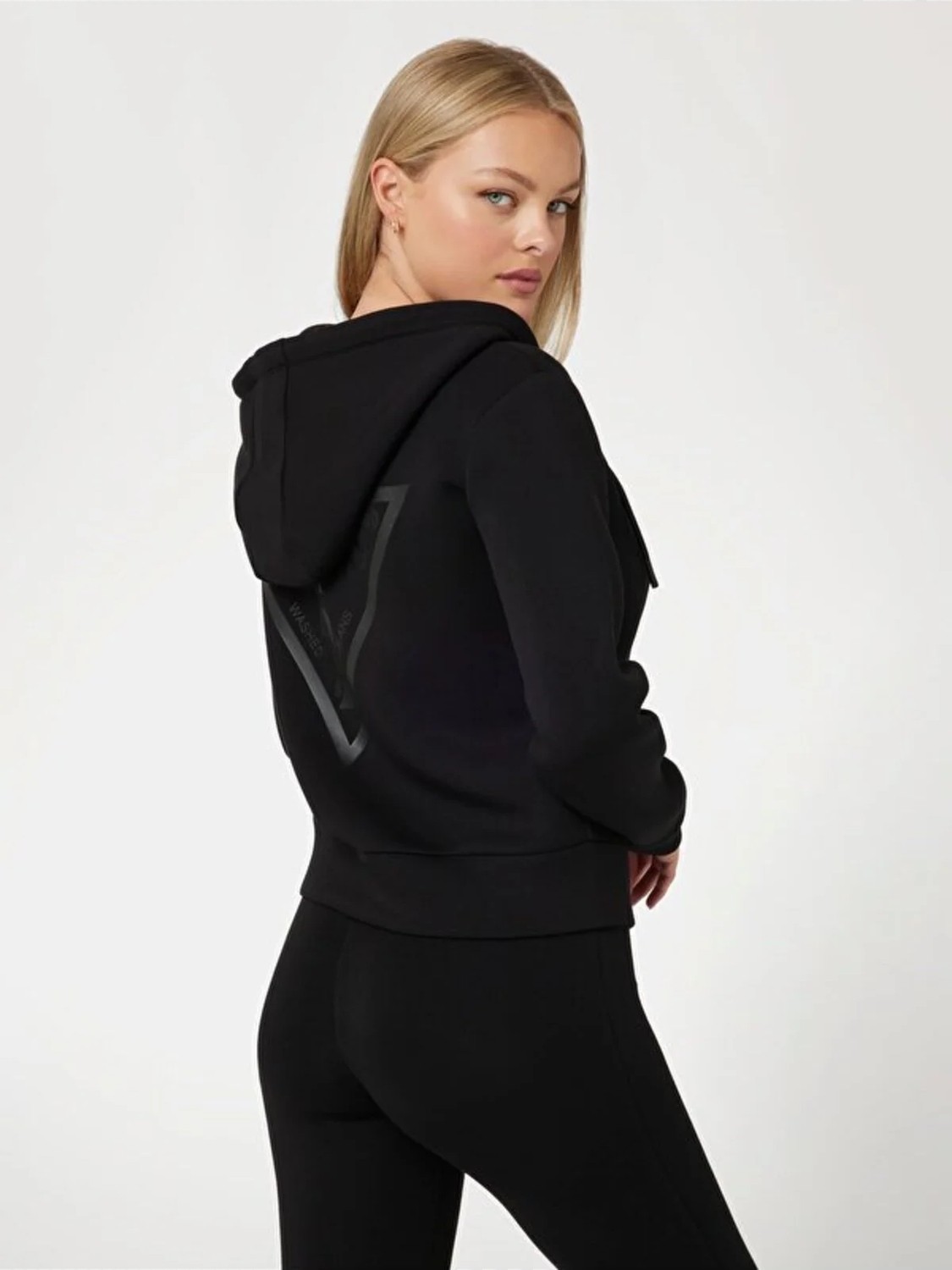 Guess Allie Kadın Aktif Scuba Sweatshirt görsel 3