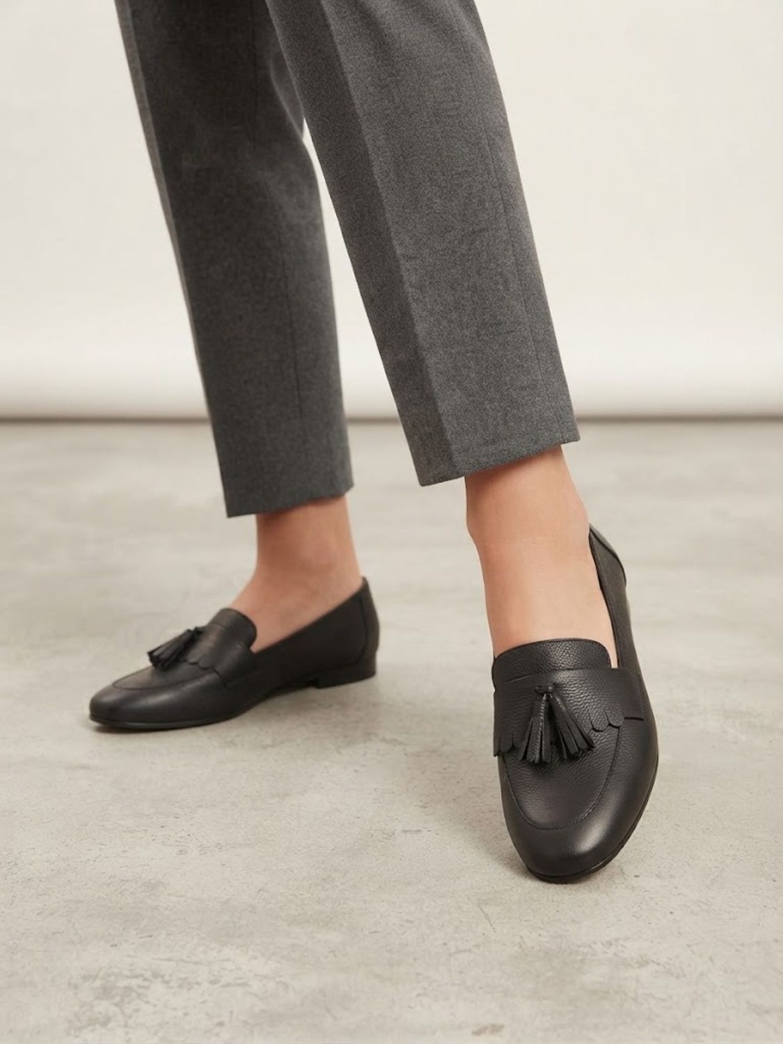 Noxmark Hakiki Deri Püskül Detaylı Kadın Loafer Ayakkabı