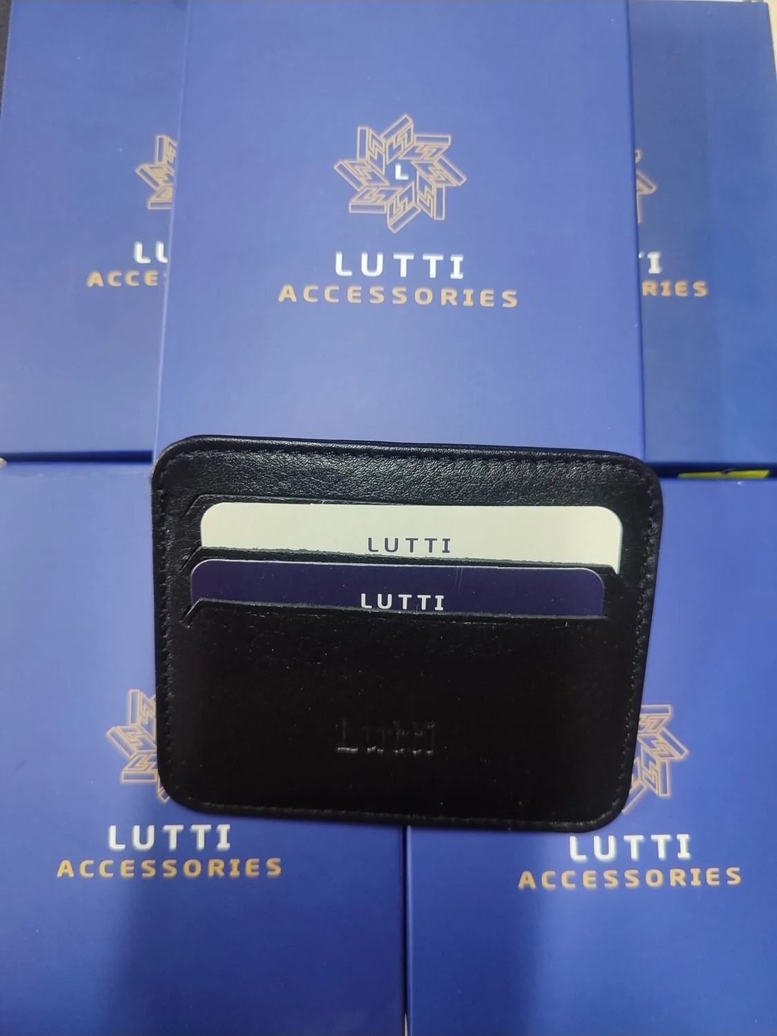 Lutti Hakiki Deri Minimalist Kartlık Cüzdan