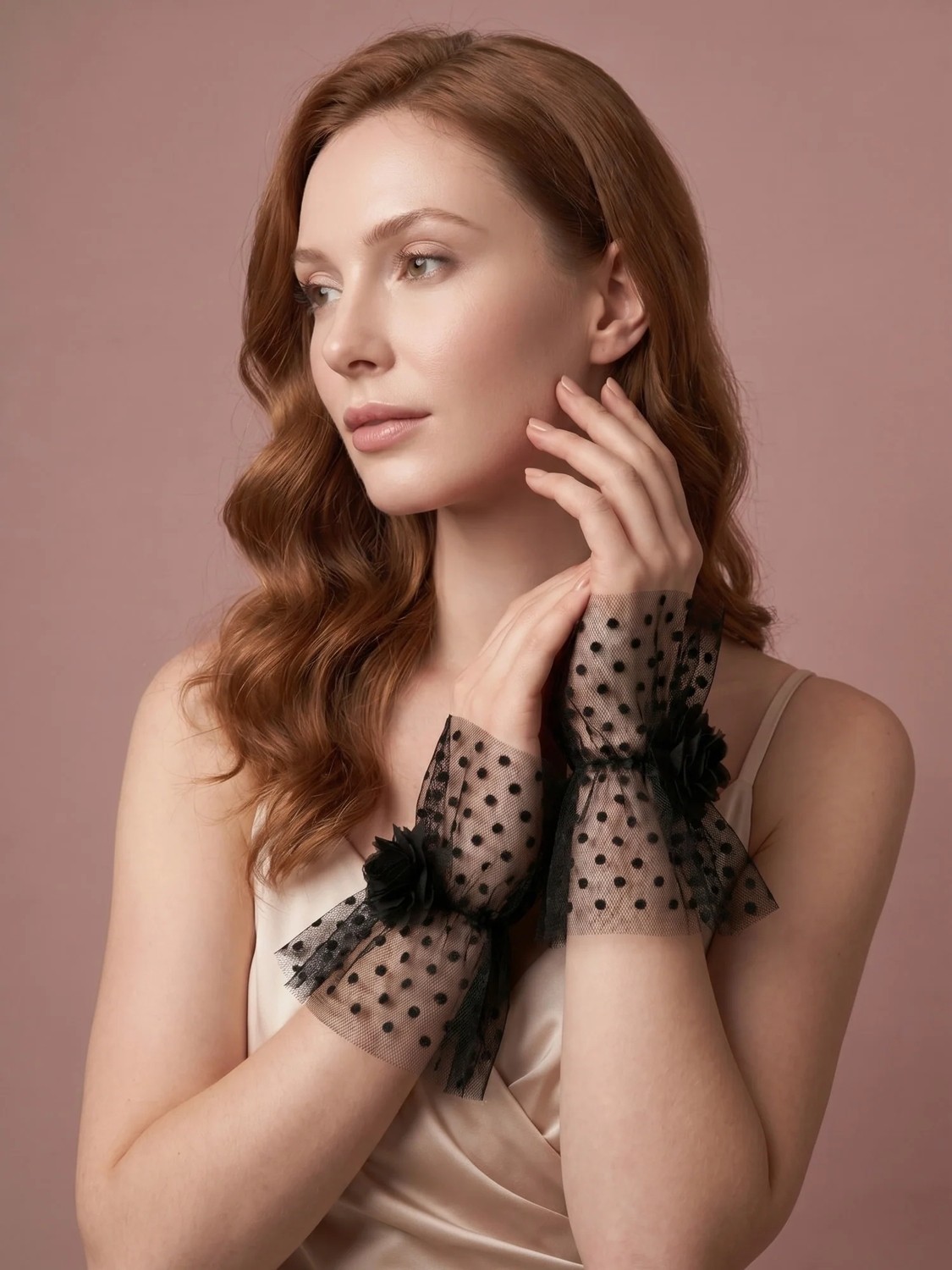 Elegance Scarf Kısa Puantiyeli Tül Gelin Bilek Manşeti Çiçek Detaylı Nikah Düğün Abiye Bileklik Siyah görsel 3