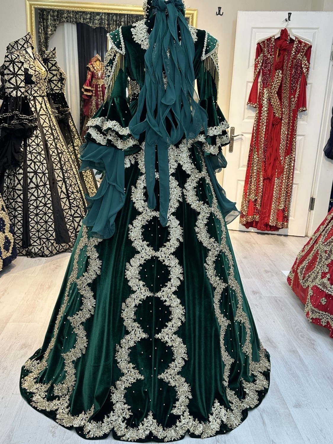 ZK Zümrüt Kaftan Yeşil Gelin Kaftanı