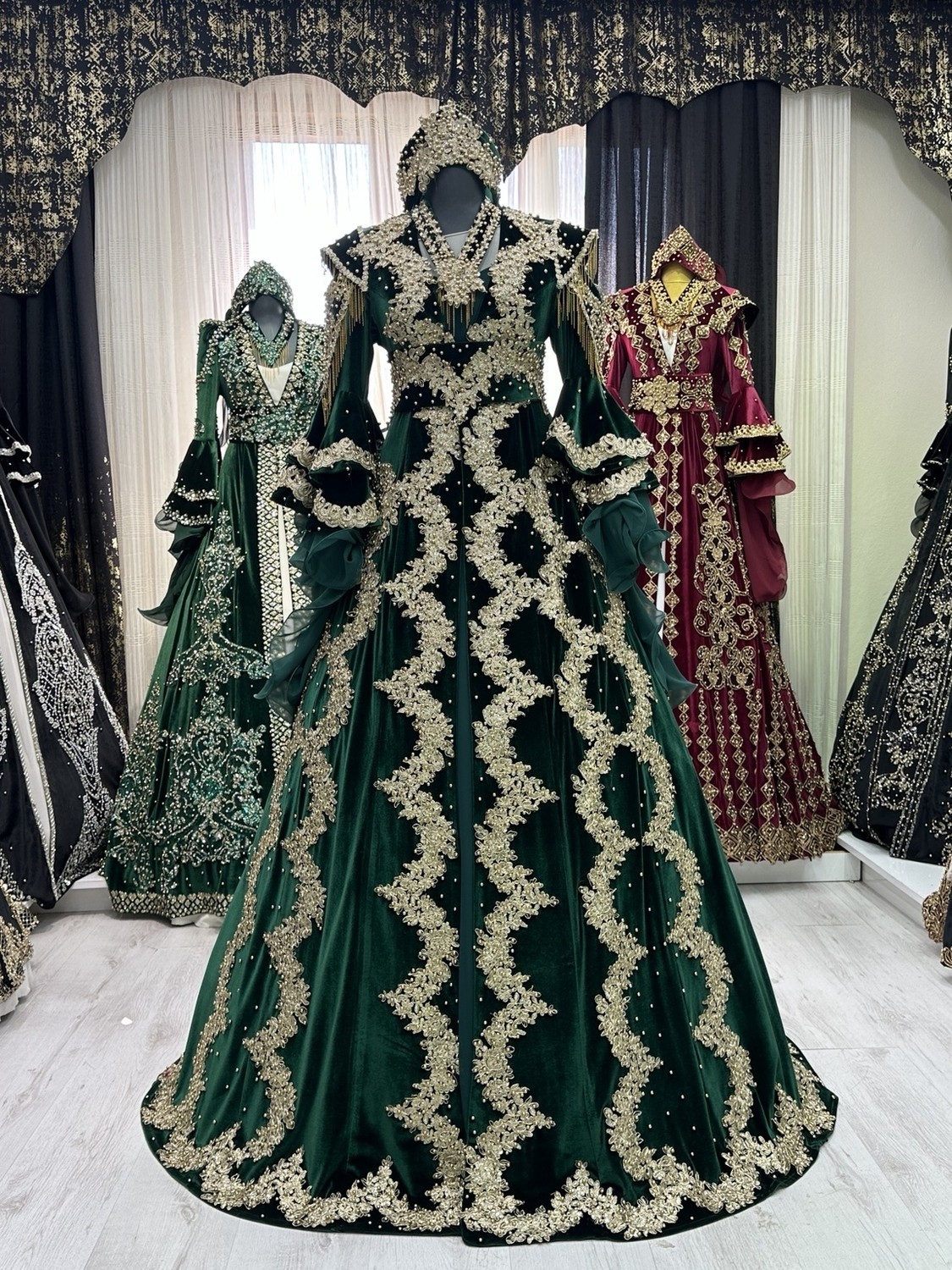 ZK Zümrüt Kaftan Yeşil Gelin Kaftanı görsel 2