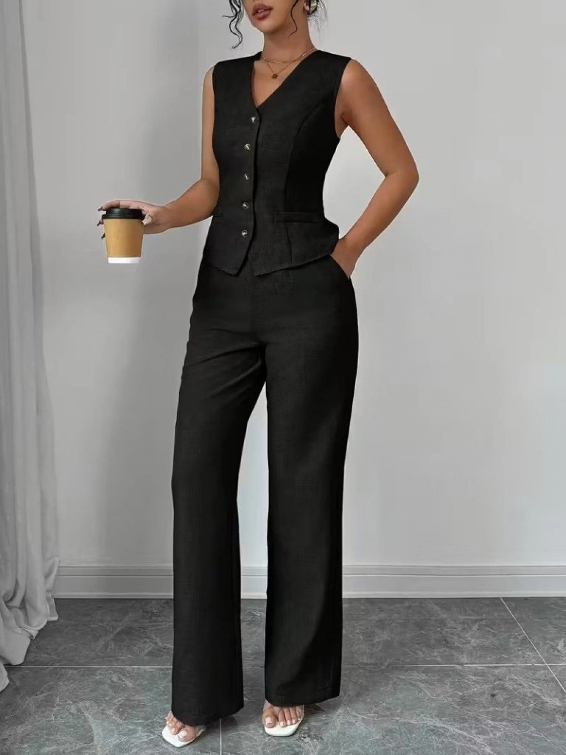 Pileli Store Kadın Askılı Önden Düğmeli Bluz ve Pantolon Keten Ikili Takım