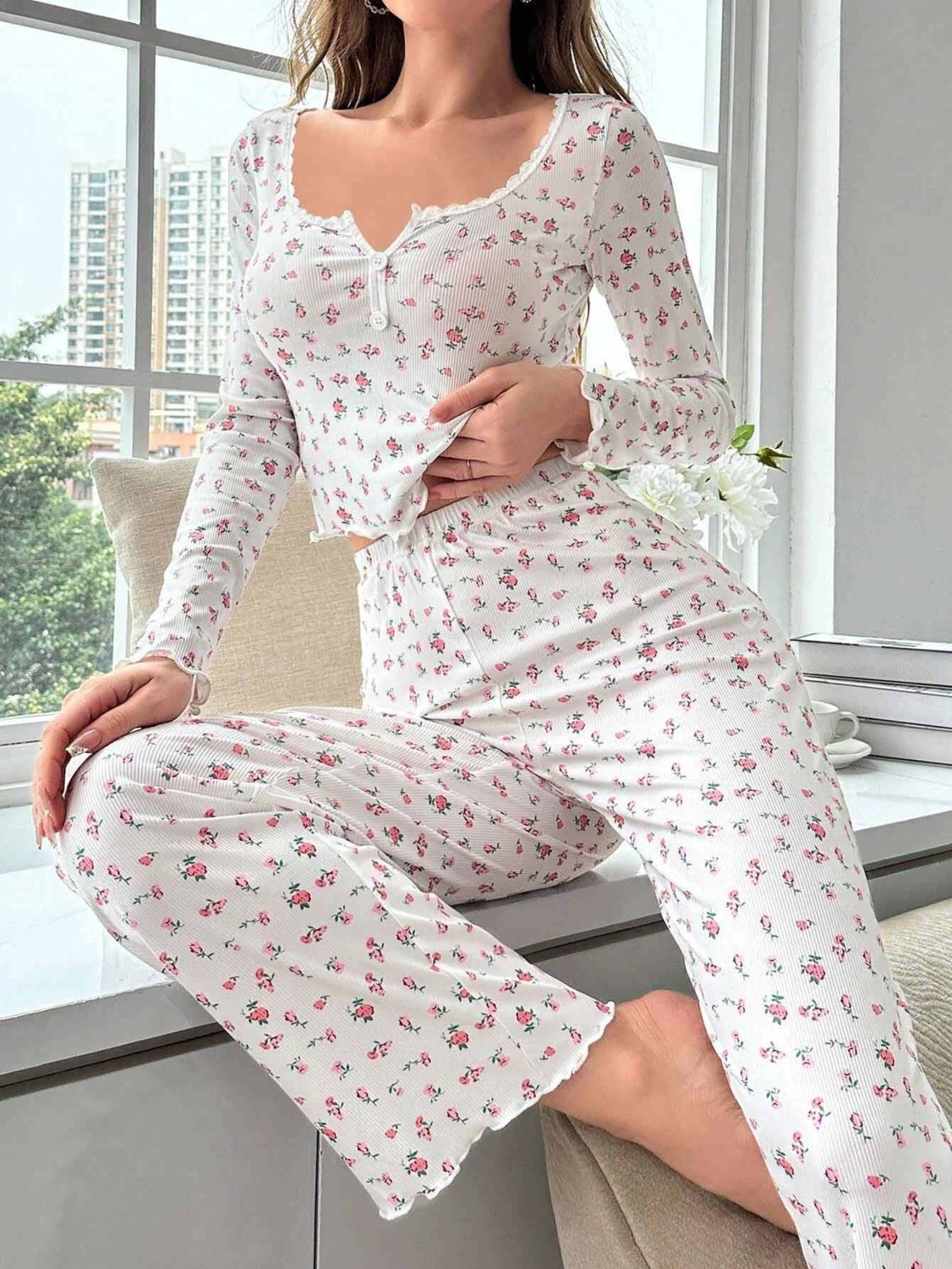 Merry See Çiçek Desenli Uzun Kollu Pijama Takımı görsel 3