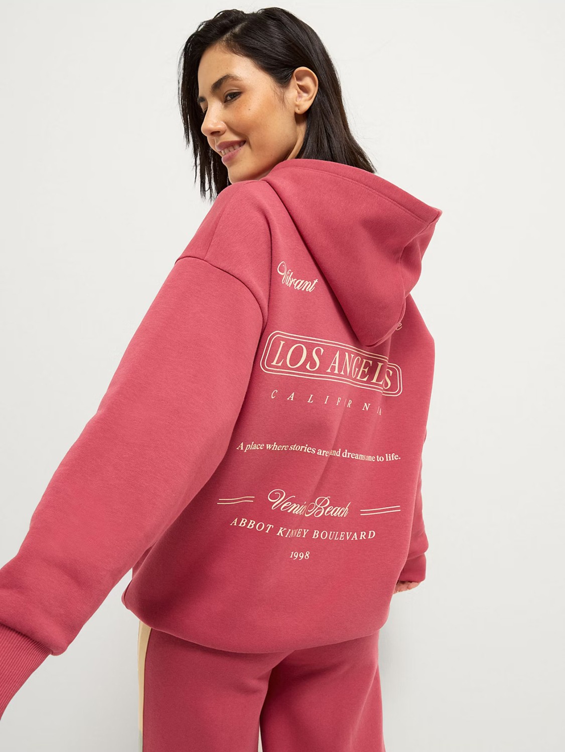 DobaKids Mercan Kırmızısı Los Angeles California Baskılı Oversize Kapüşonlu Kadın Eşofman Takımı 001-0002108 görsel 3